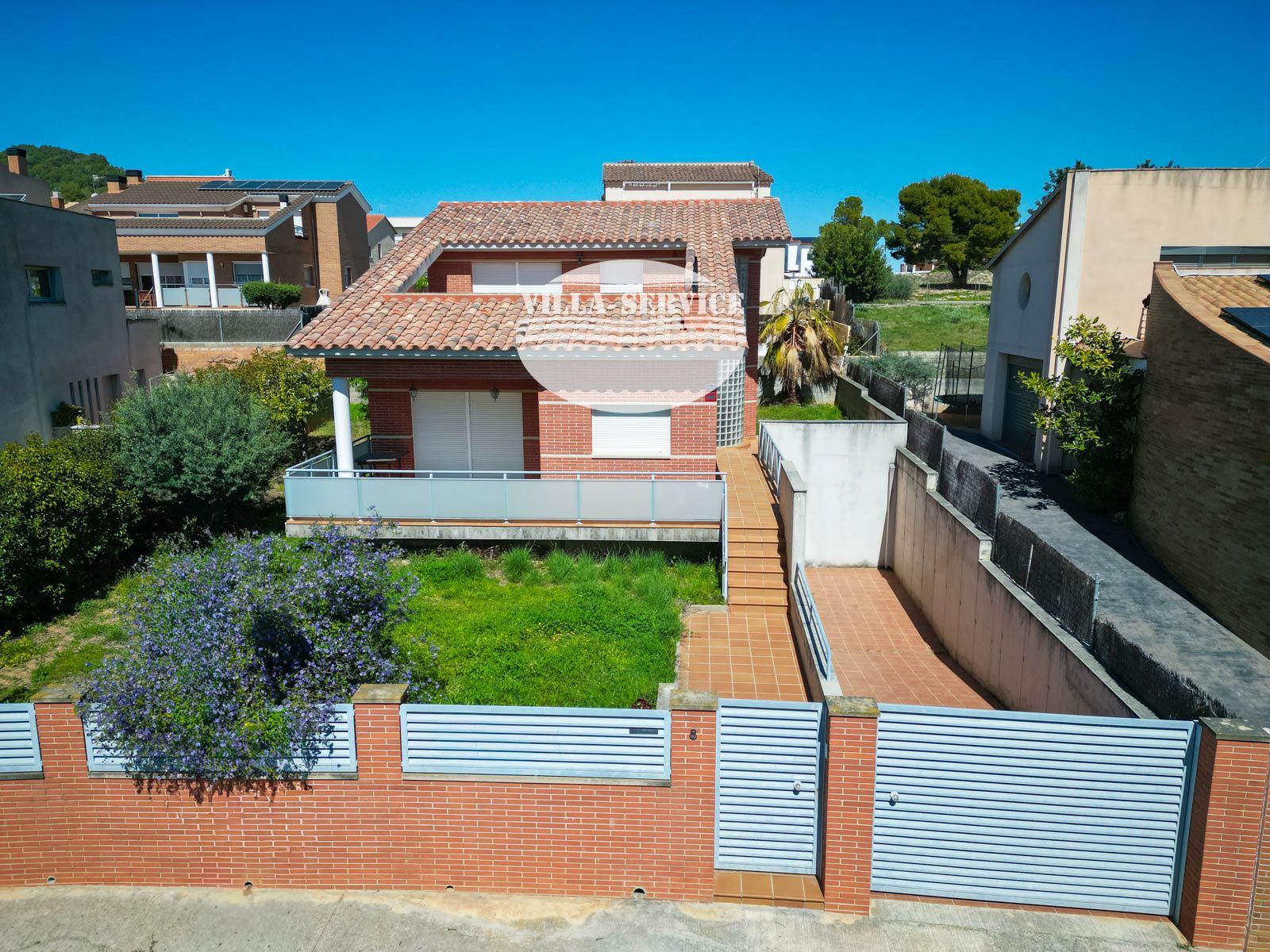 image Chalet independiente con gran terraza en Calafell 🏡 2