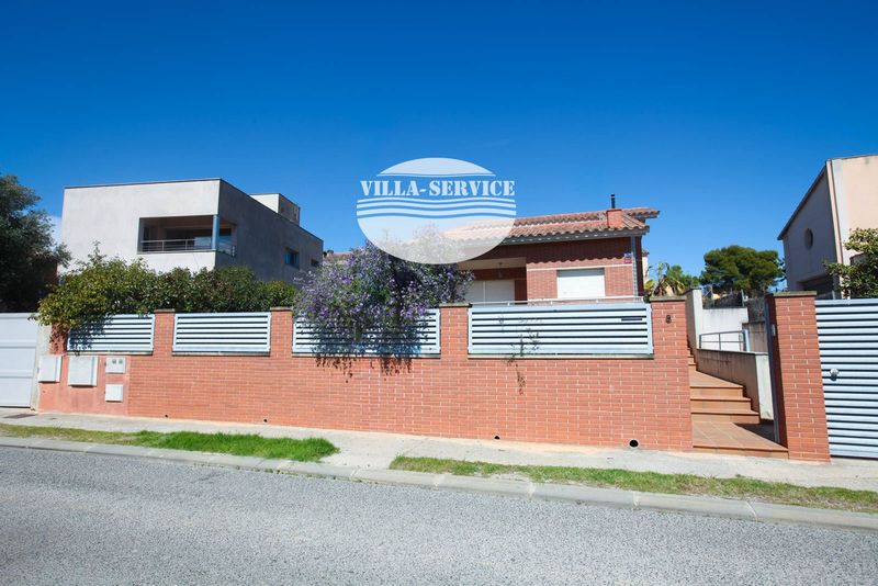 Chalet Independiente en venta Calafell, Tarragona. Ref: 1652. Villaservice