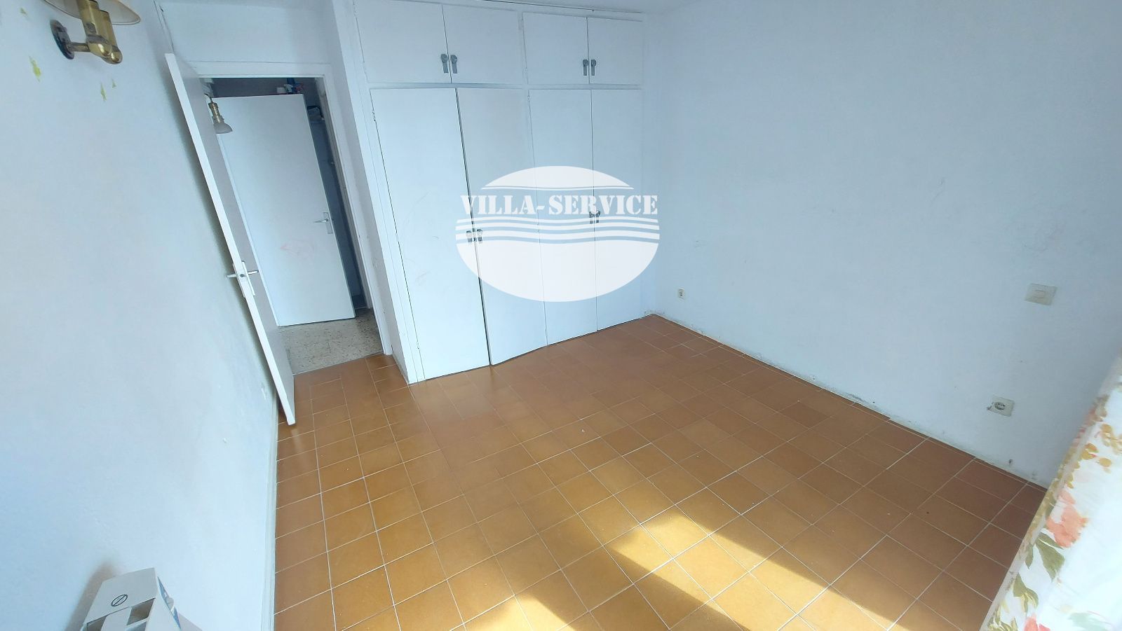 image Magnifico piso de 3 dormitorios en 1ª linea de mar en Segur de Calafell. 23