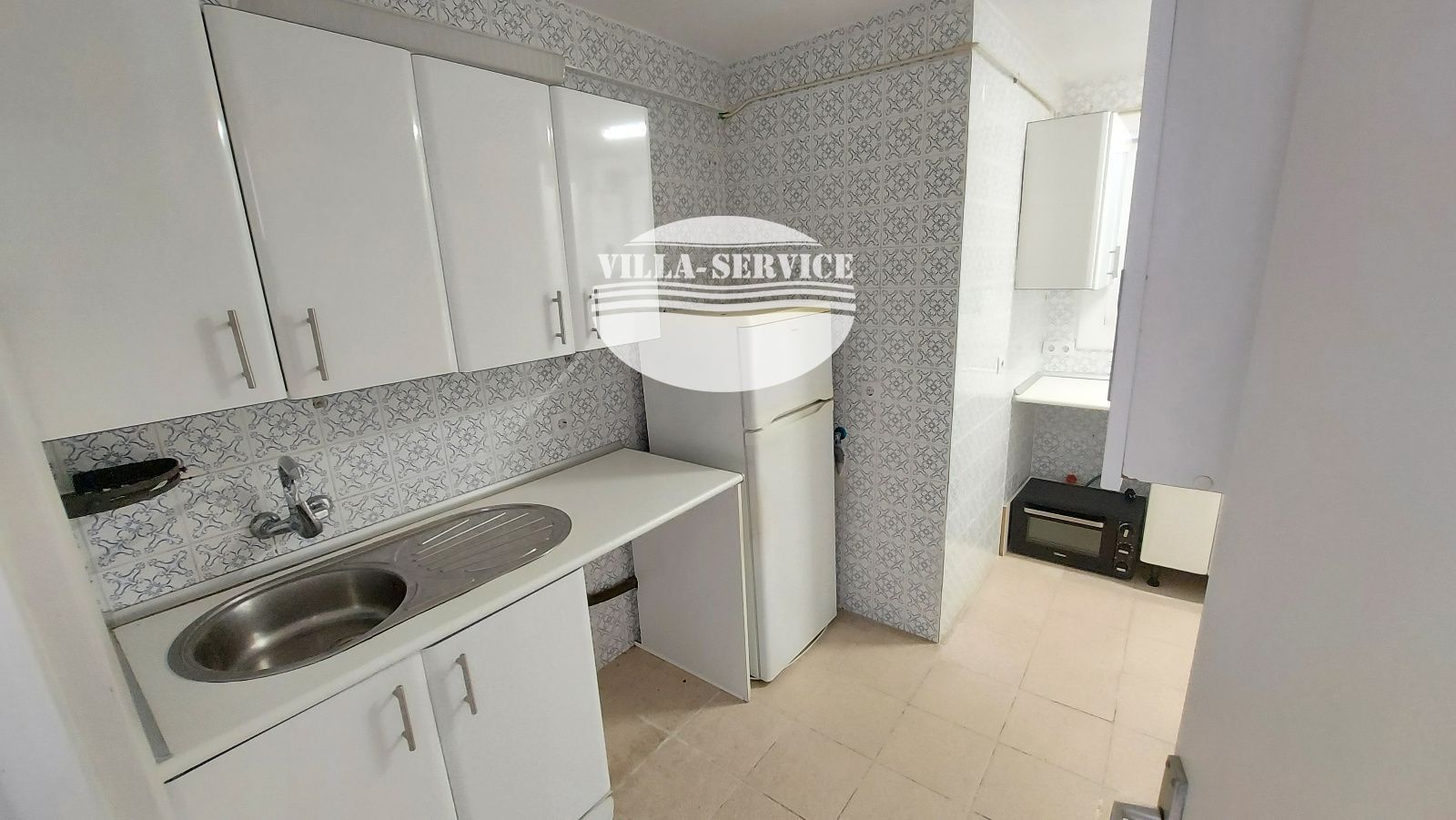 image Magnifico piso de 3 dormitorios en 1ª linea de mar en Segur de Calafell. 13