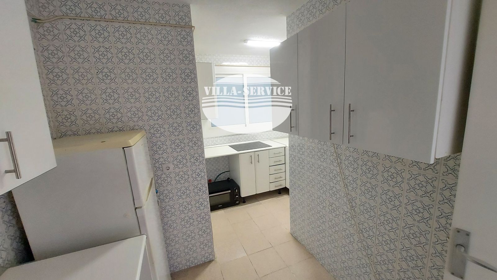 image Magnifico piso de 3 dormitorios en 1ª linea de mar en Segur de Calafell. 14