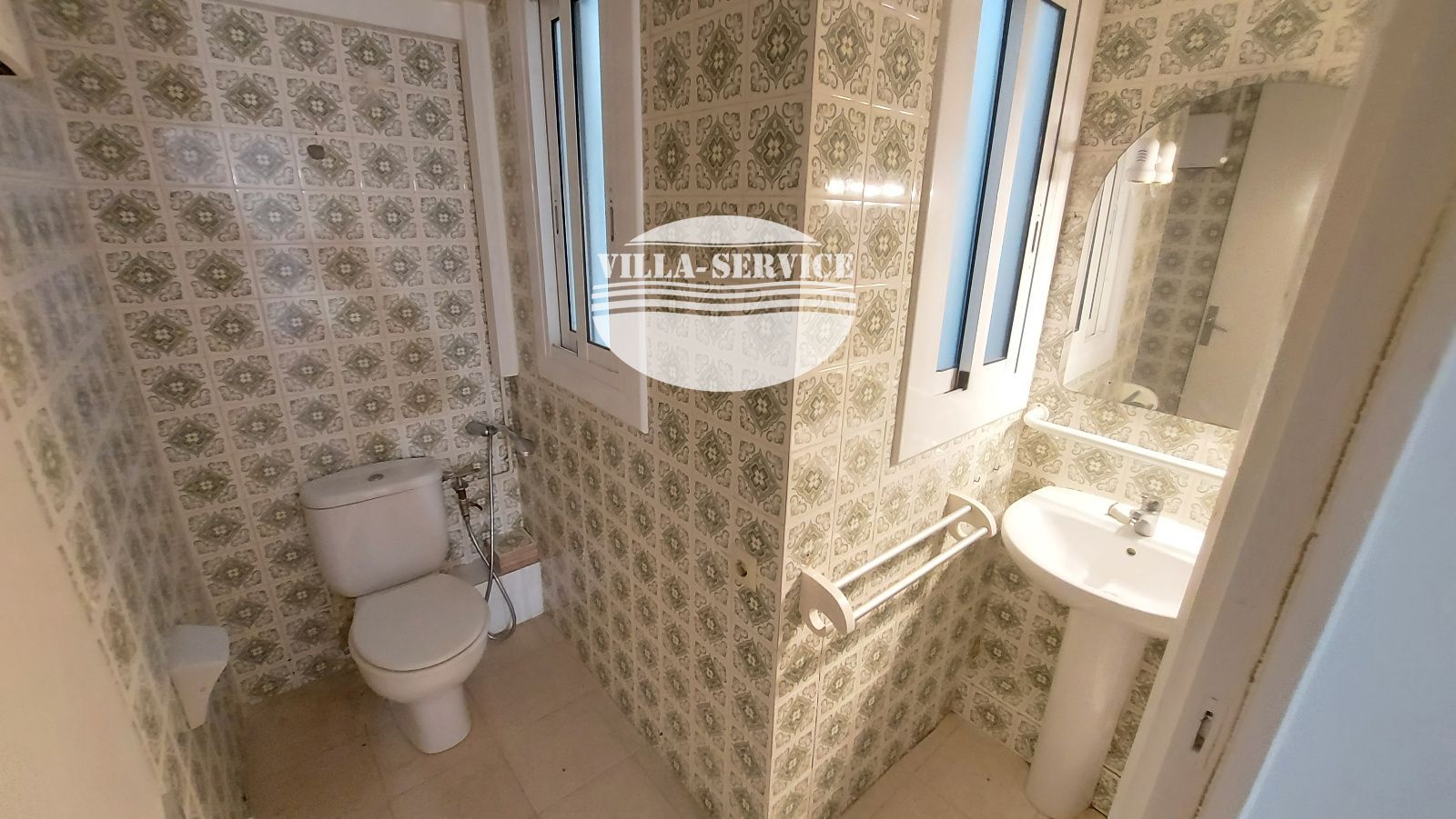 image Magnifico piso de 3 dormitorios en 1ª linea de mar en Segur de Calafell. 19