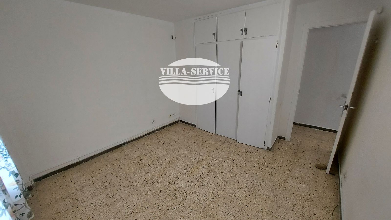 image Magnifico piso de 3 dormitorios en 1ª linea de mar en Segur de Calafell. 25