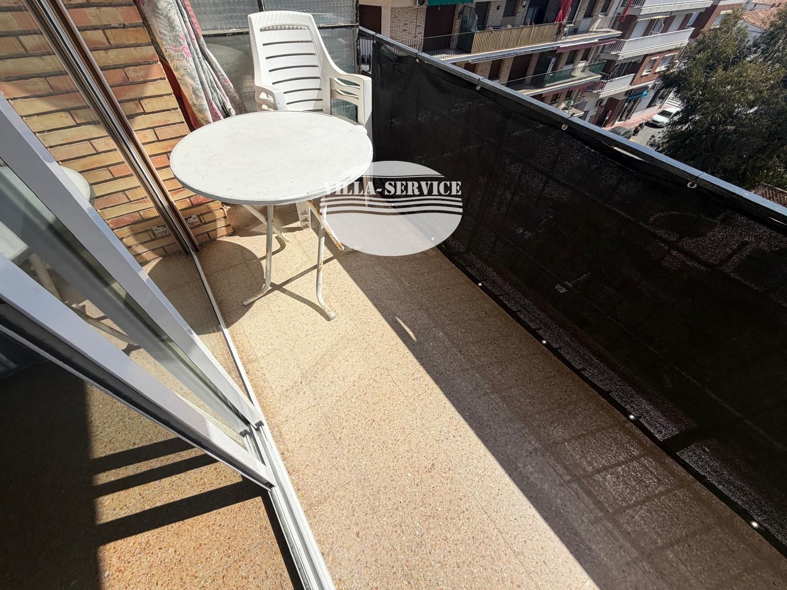 image ✨ Piso con terraza, vistas despejadas y gran potencial a 2 minutos del mar – Calafell Playa ✨ 4