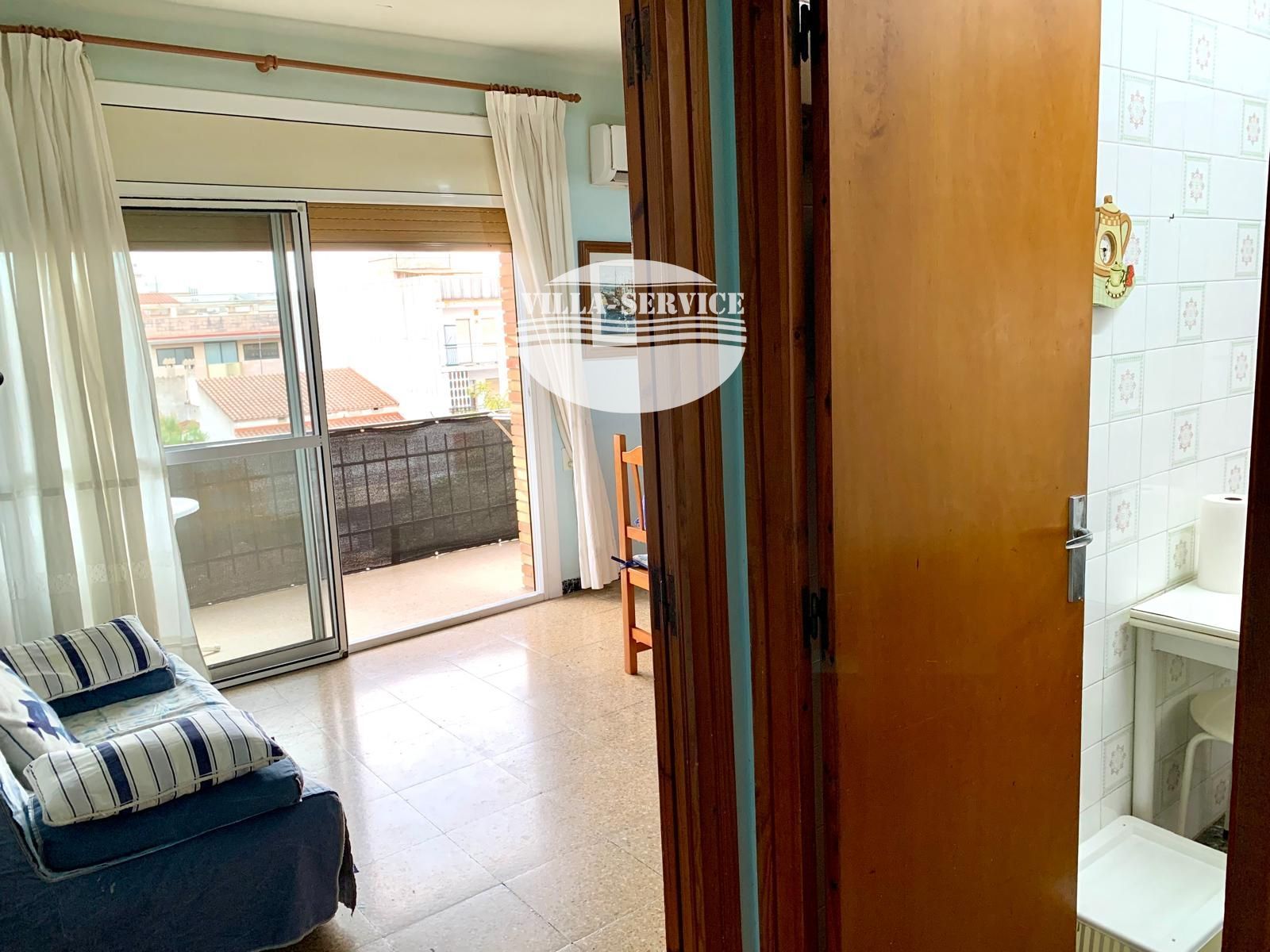 image ✨ Piso con terraza, vistas despejadas y gran potencial a 2 minutos del mar – Calafell Playa ✨ 36