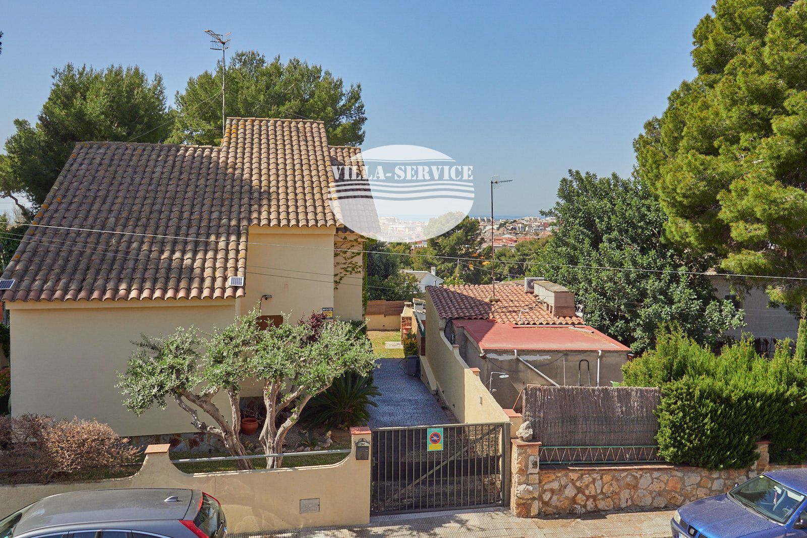 image CHALET INDEPENDIENTE ALTO STANDING EN SEGUR DE CALAFELL CENTRO 35