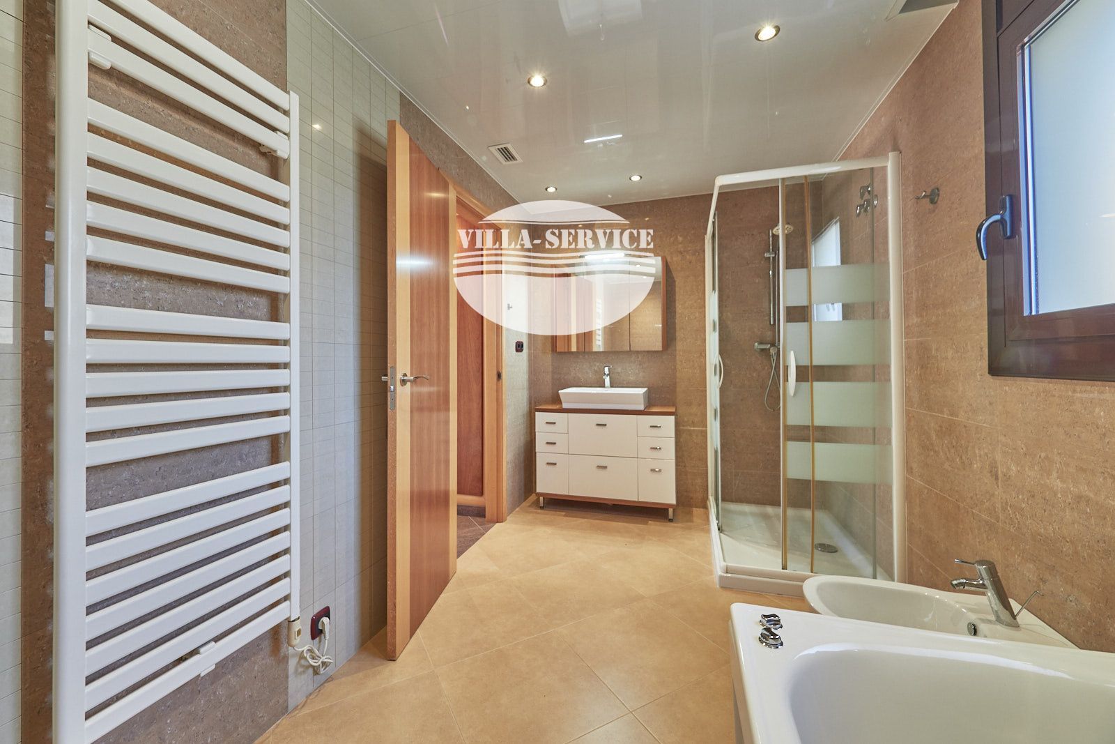 image CHALET INDEPENDIENTE ALTO STANDING EN SEGUR DE CALAFELL CENTRO 8