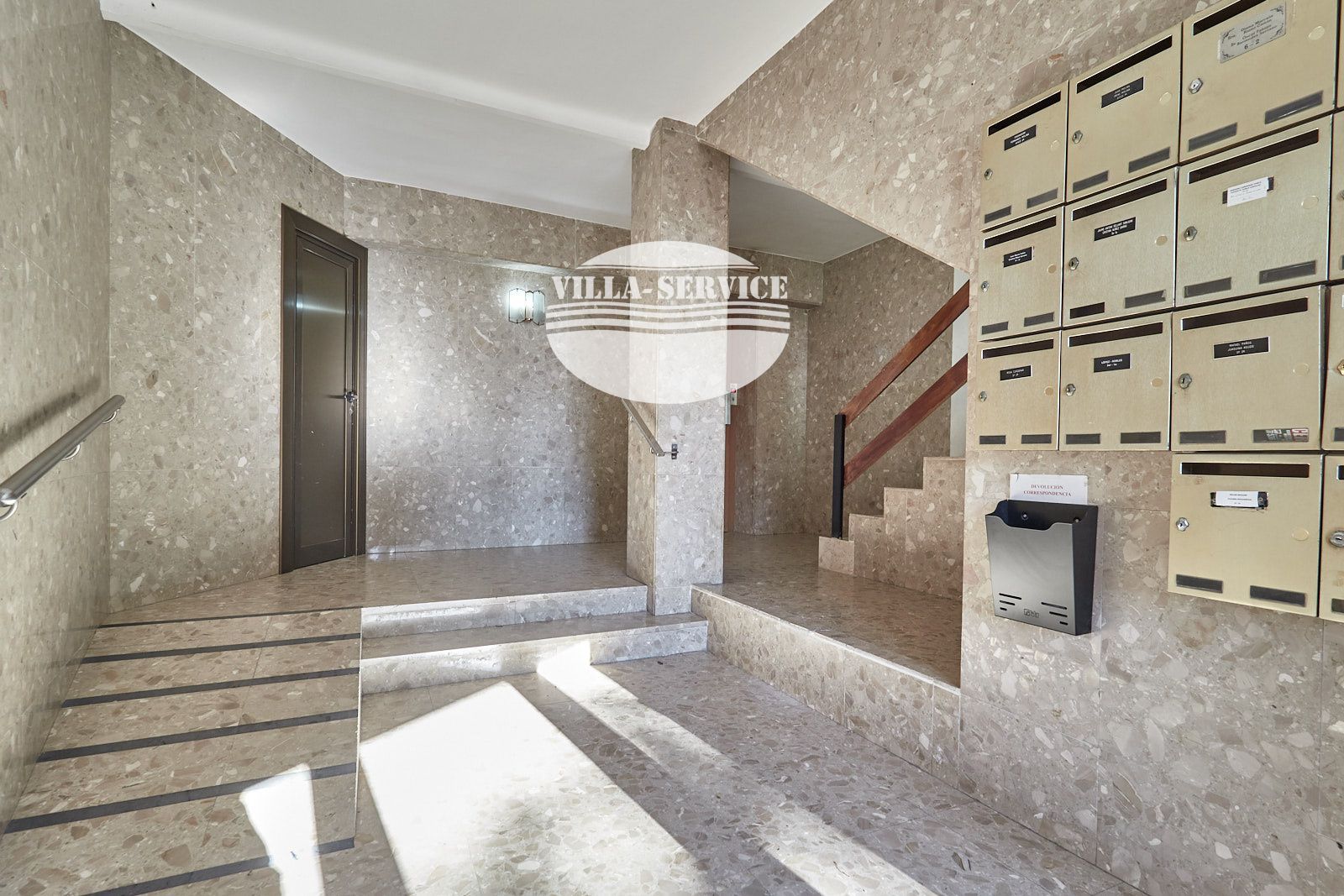 image PISO EN EL CENTRO DE TORREDEMBARRA 1