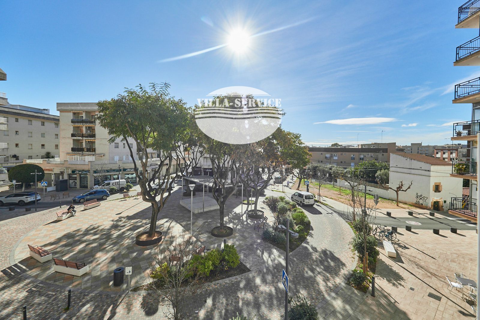 image PISO EN EL CENTRO DE TORREDEMBARRA 29