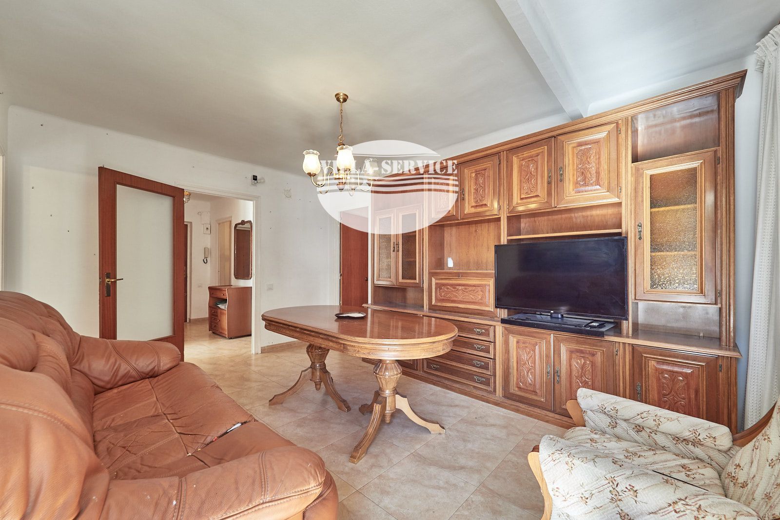 image PISO EN EL CENTRO DE TORREDEMBARRA 12