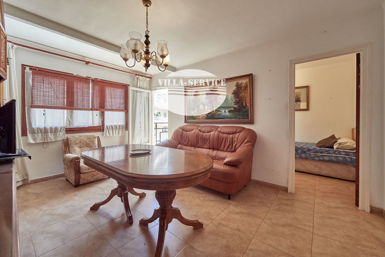 image PISO EN EL CENTRO DE TORREDEMBARRA 20