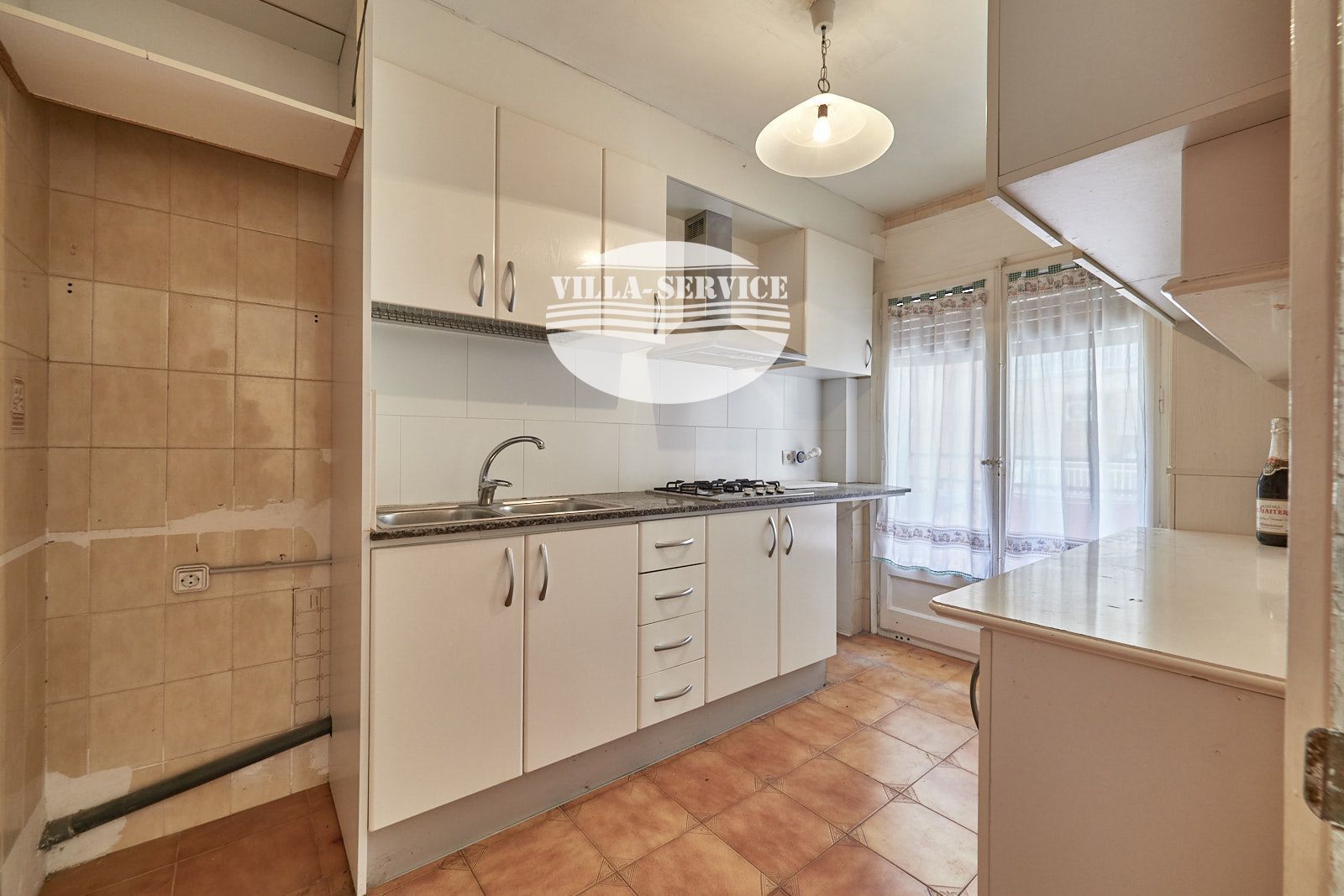 image PISO EN EL CENTRO DE TORREDEMBARRA 15