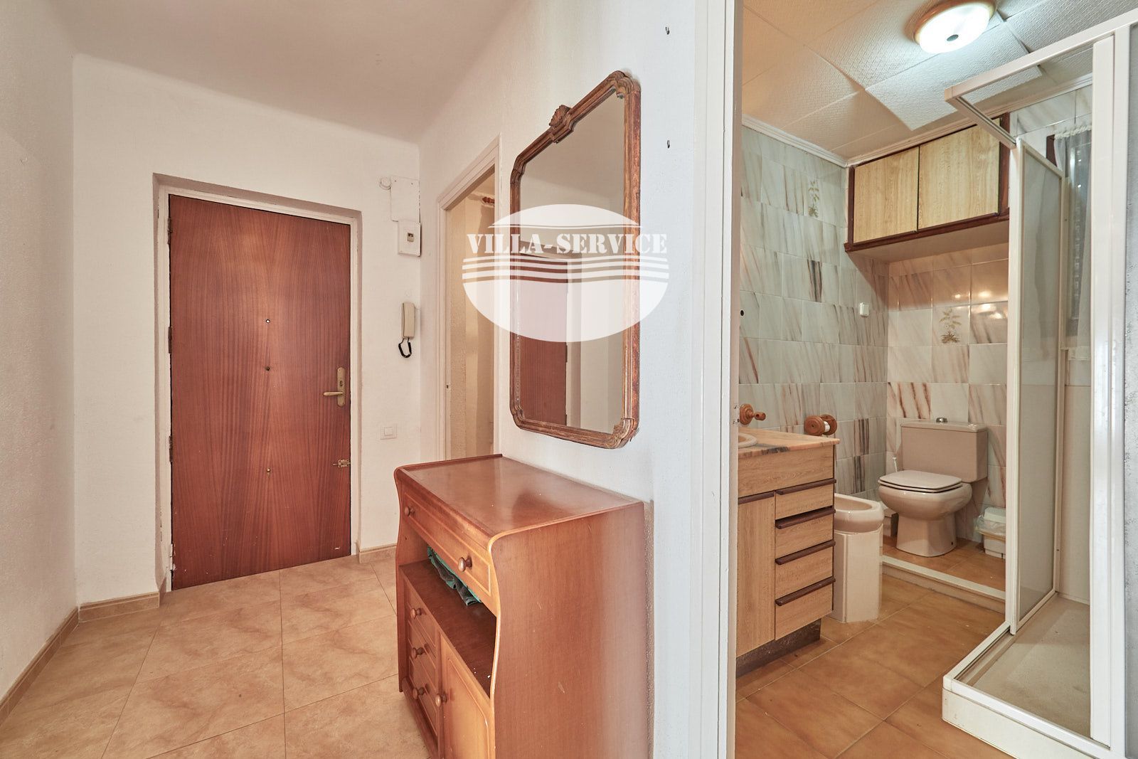 image PISO EN EL CENTRO DE TORREDEMBARRA 7