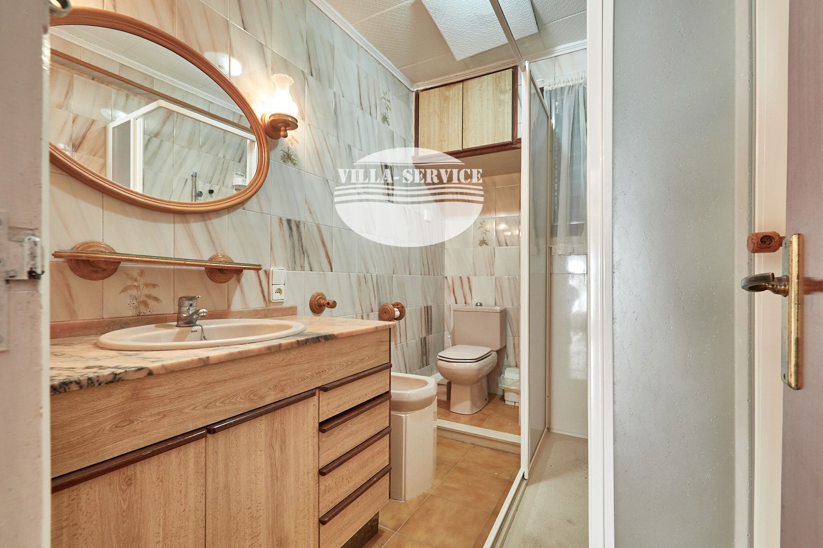 image PISO EN EL CENTRO DE TORREDEMBARRA 8