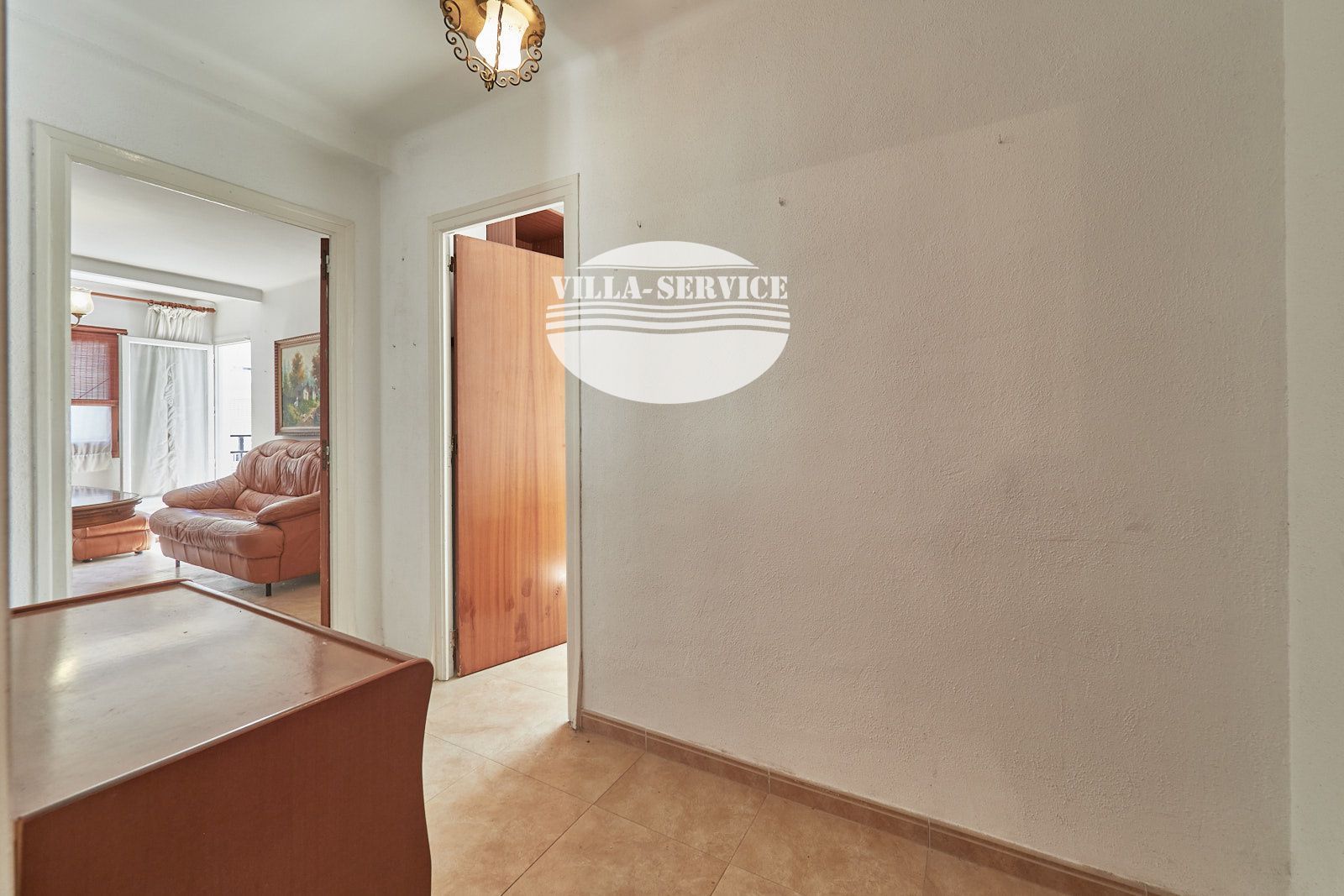 image PISO EN EL CENTRO DE TORREDEMBARRA 5