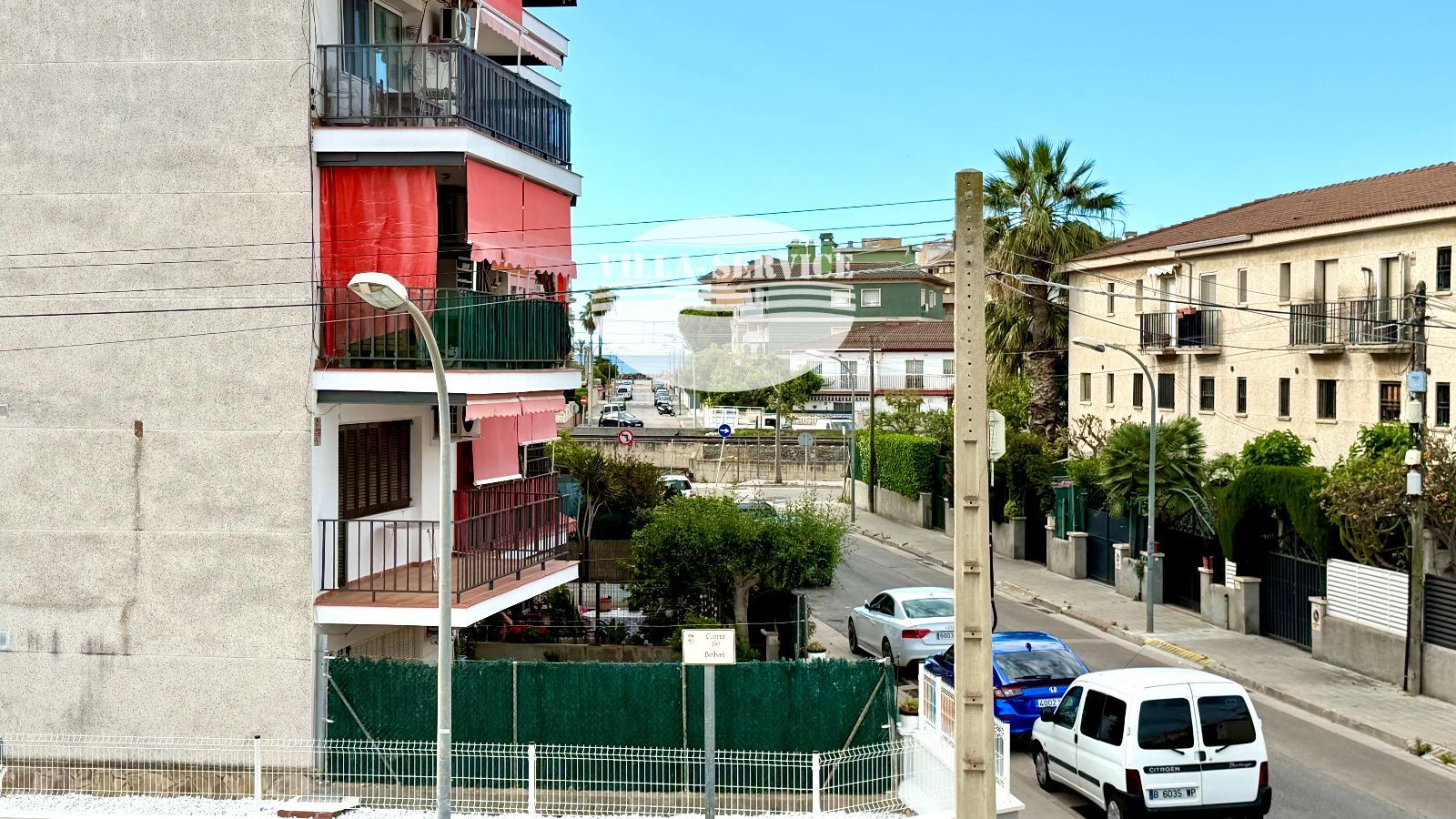 image ADOSADA ESQUINERA CON JARDIN, A 250 M DE LA PLAYA EN CUNIT 51