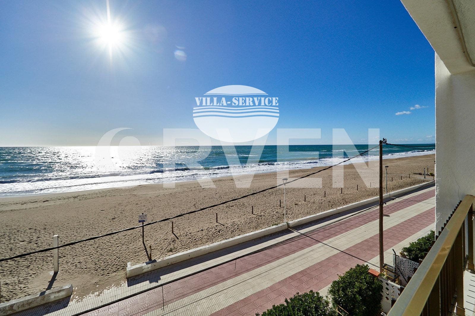 image ESPECTACULAR PISO EN PRIMERA LÍNEA DE MAR – PLAYA DEL VENDRELL 4