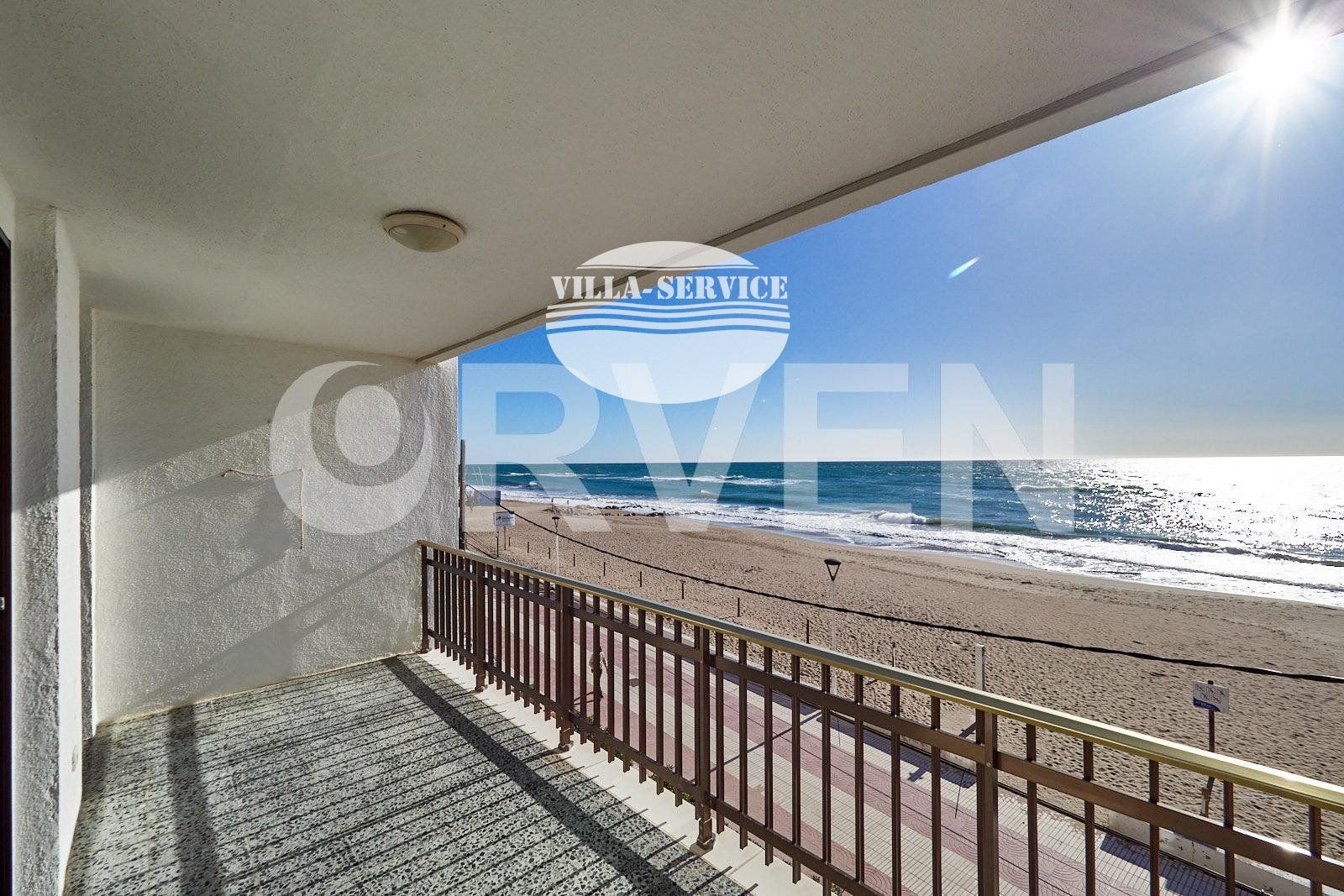 image ESPECTACULAR PISO EN PRIMERA LÍNEA DE MAR – PLAYA DEL VENDRELL 10