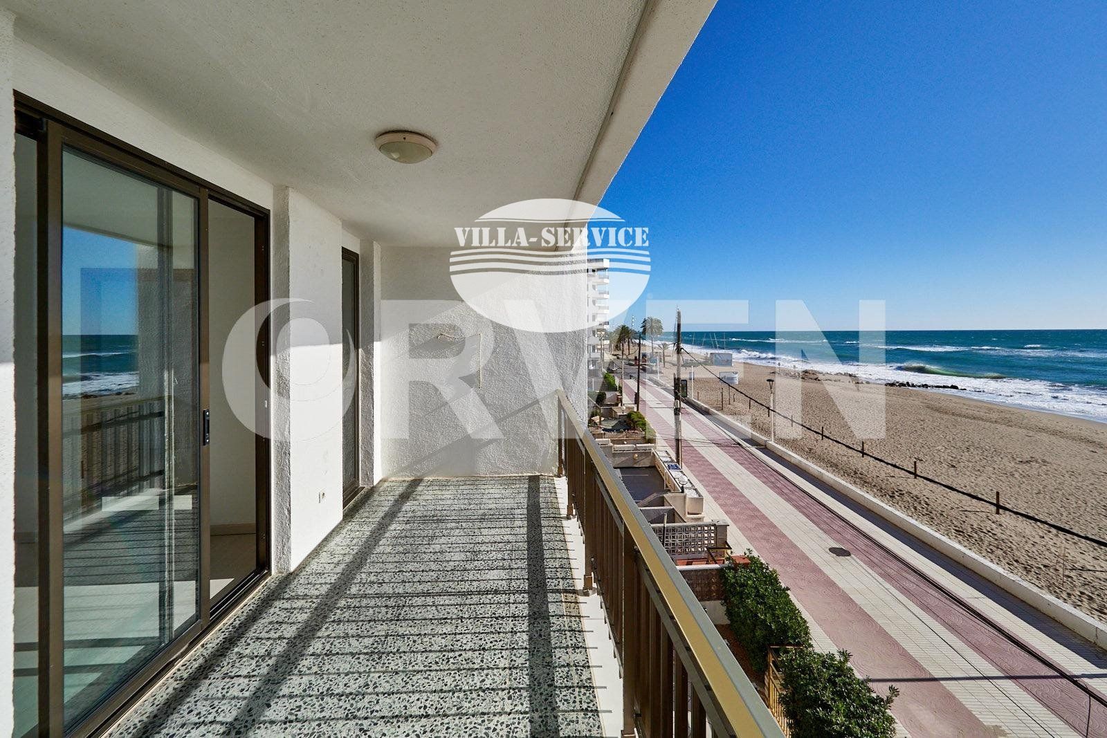 ESPECTACULAR PISO EN PRIMERA LÍNEA DE MAR – PLAYA DEL VENDRELL