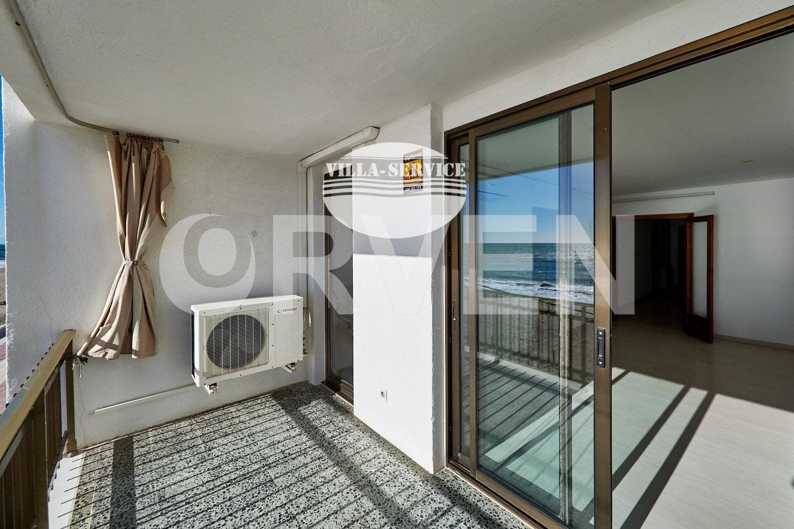 image ESPECTACULAR PISO EN PRIMERA LÍNEA DE MAR – PLAYA DEL VENDRELL 18