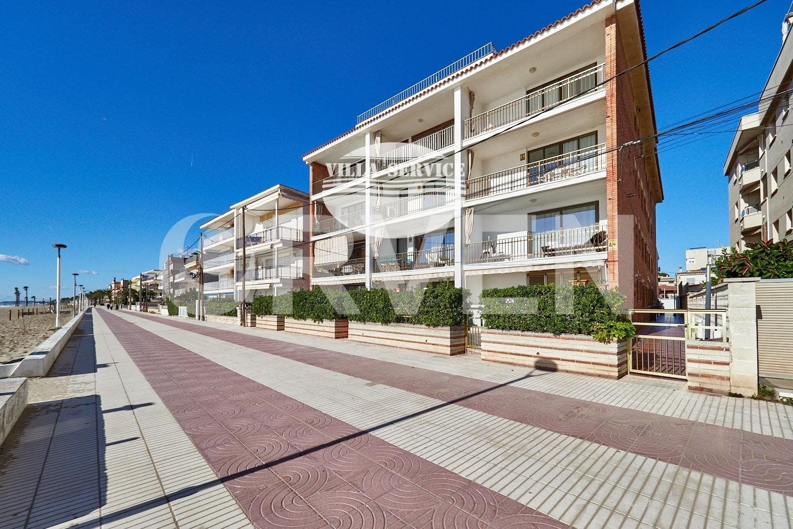 image ESPECTACULAR PISO EN PRIMERA LÍNEA DE MAR – PLAYA DEL VENDRELL 96