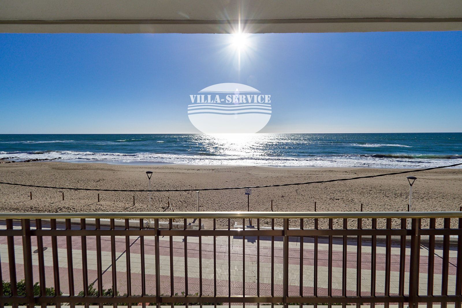 image ESPECTACULAR PISO EN PRIMERA LÍNEA DE MAR – PLAYA DEL VENDRELL 9