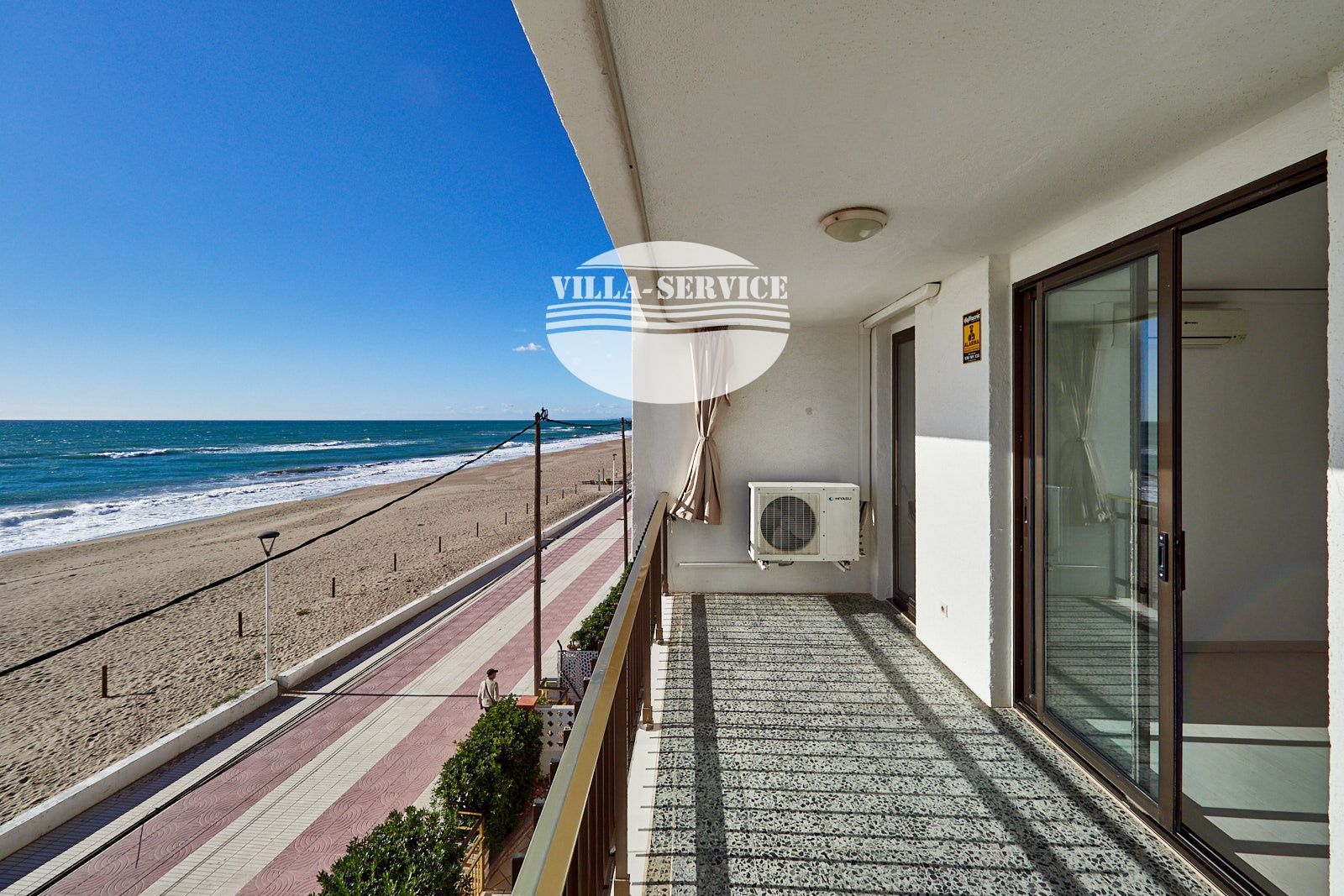 image ESPECTACULAR PISO EN PRIMERA LÍNEA DE MAR – PLAYA DEL VENDRELL 15