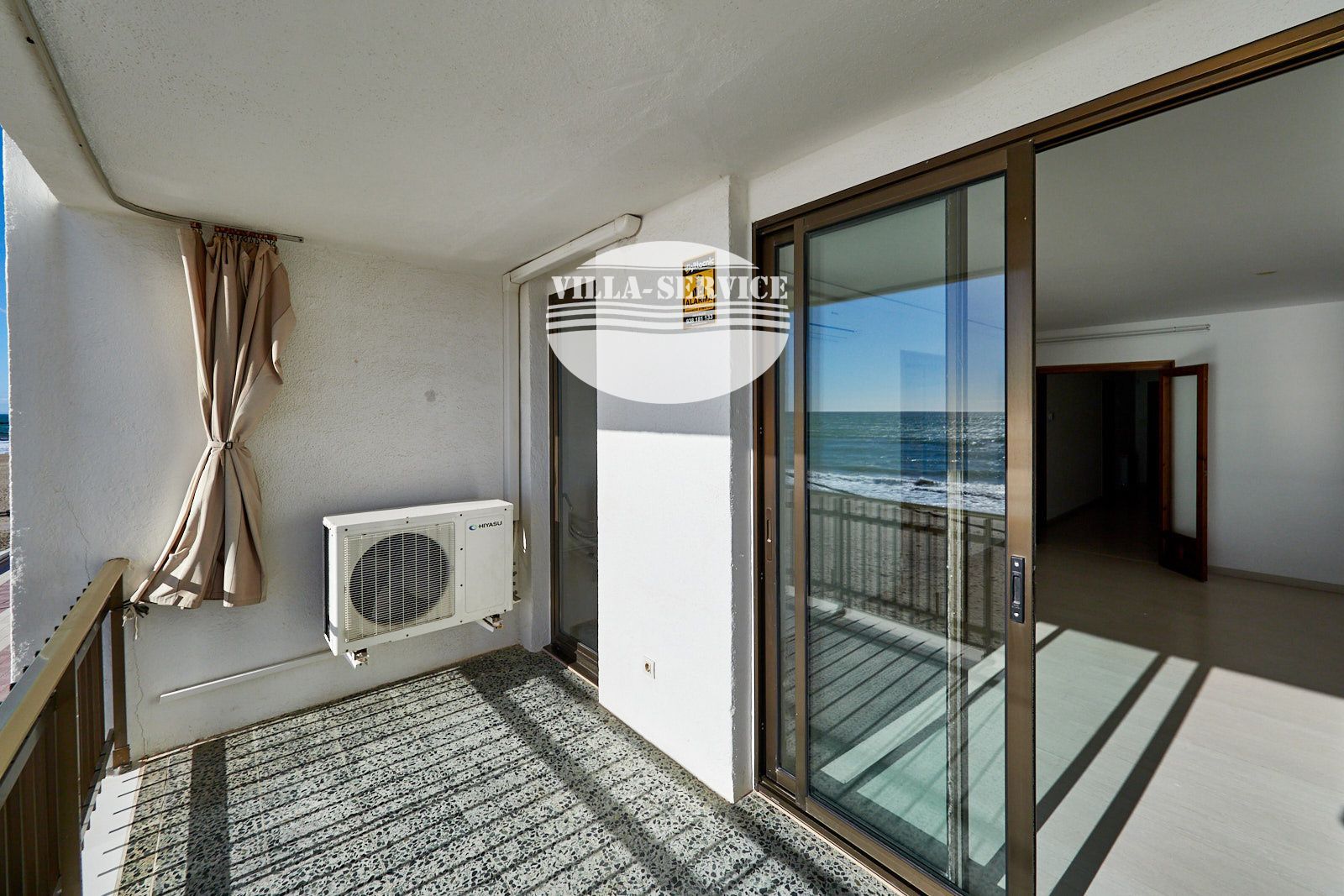 image ESPECTACULAR PISO EN PRIMERA LÍNEA DE MAR – PLAYA DEL VENDRELL 19