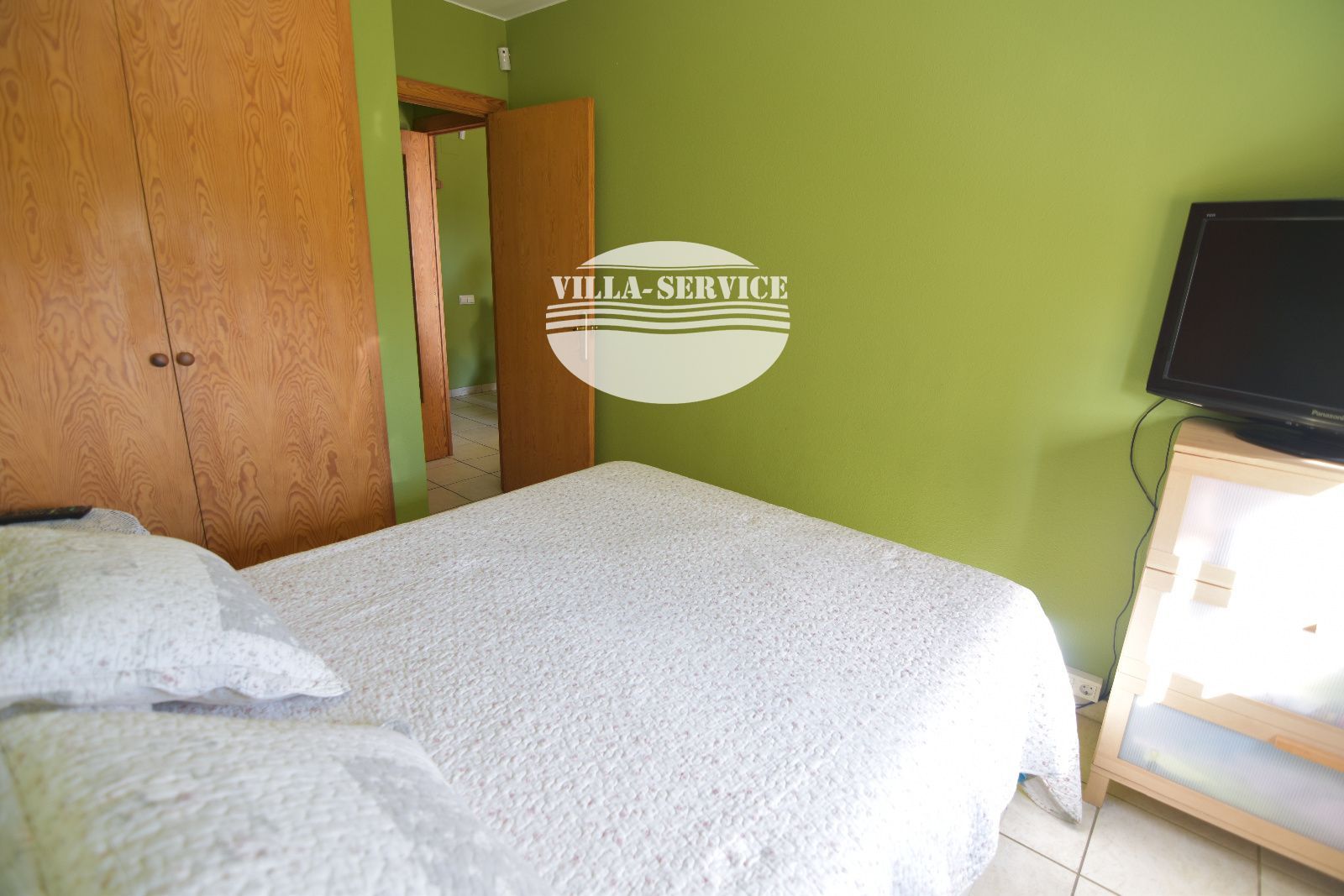 image Vive junto al mar: piso exterior con terraza, piscina comunitaria y todos los servicios. 12