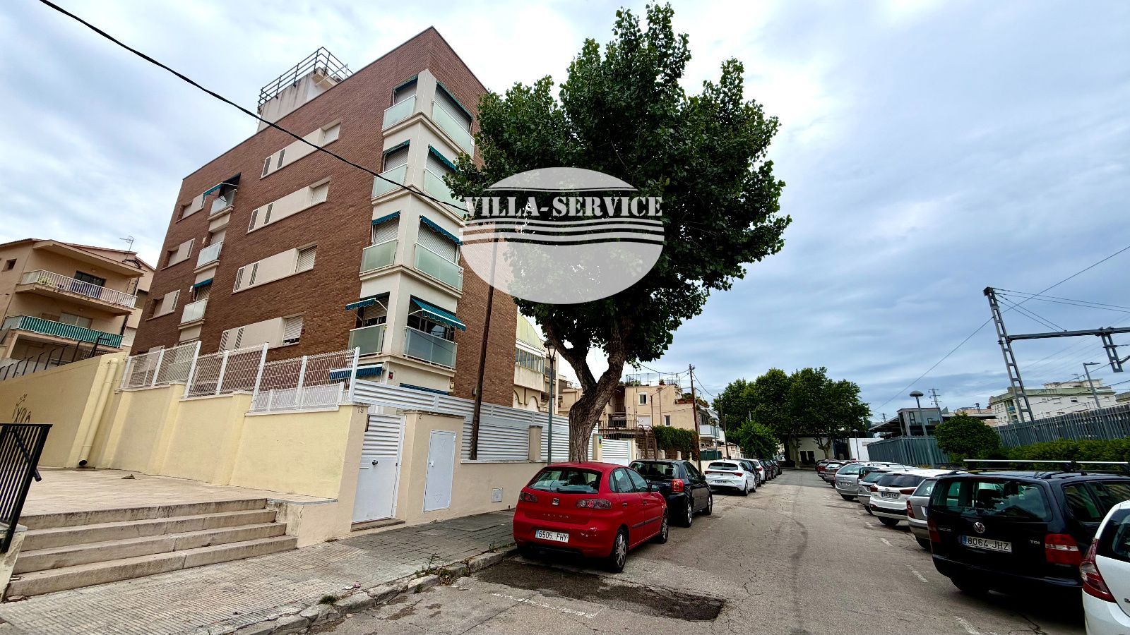 image 🏡🌞 ¡PLANTA BAJA CON TERRAZA DE 100 m² A UN PASO DE LA PLAYA Y DE LA ESTACIÓN! 1