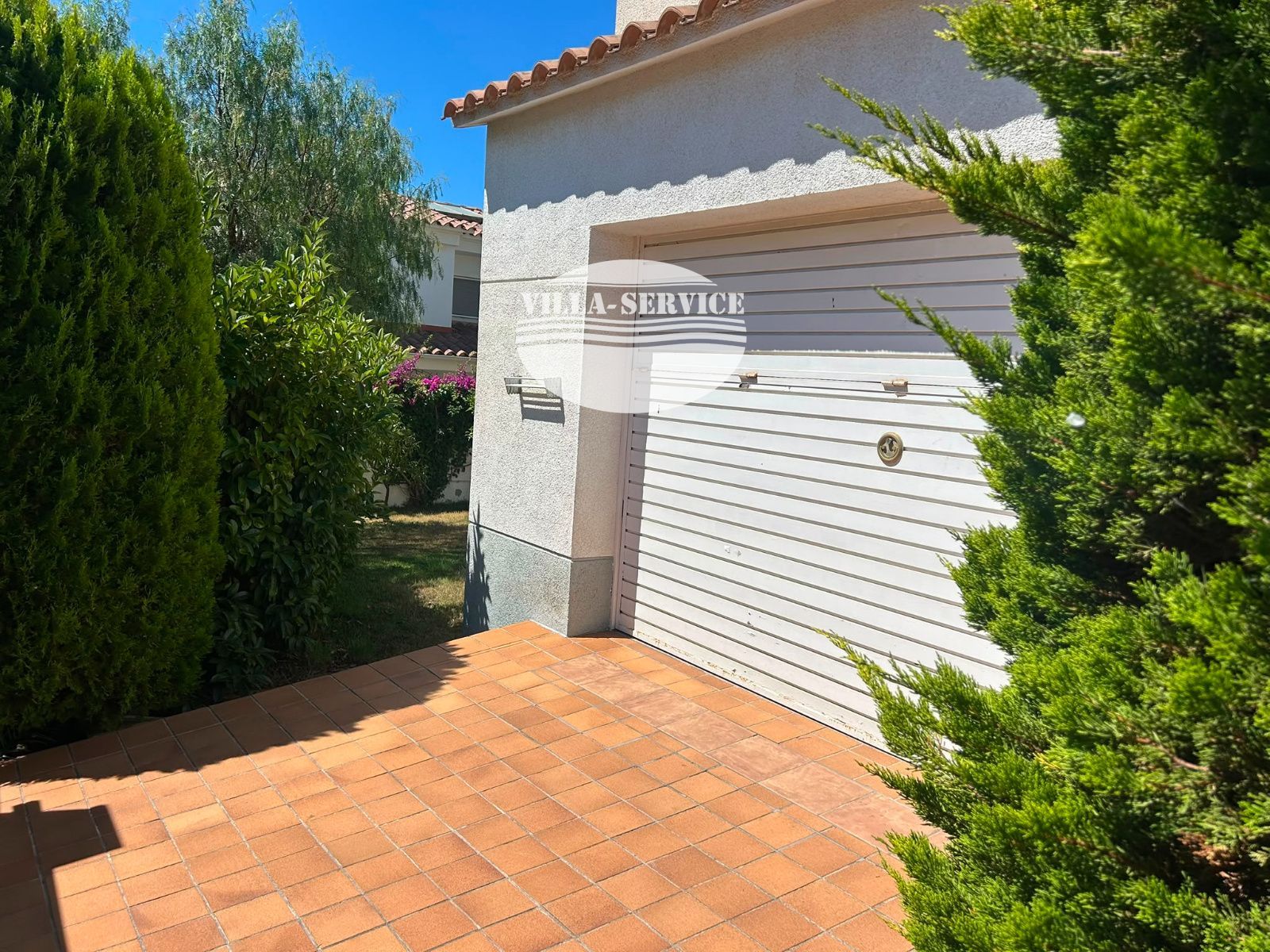 image Magnifica casa junto al mar 67