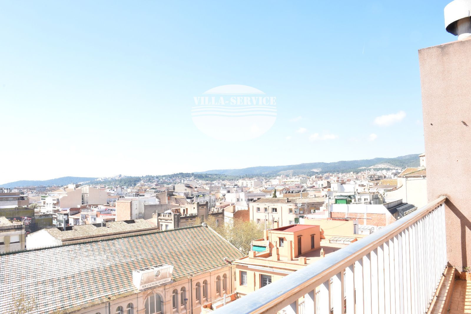 image SOBRE ATICO EN EL CENTRO DE VENDRELL CON VISTAS A MAR Y MONTAÑA 5
