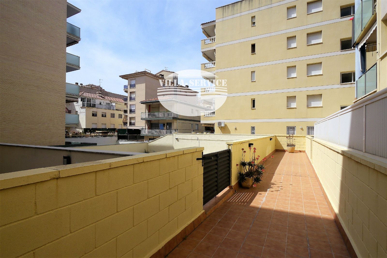 image BONITO PISO CON PISCINA COMUNITARIA 3
