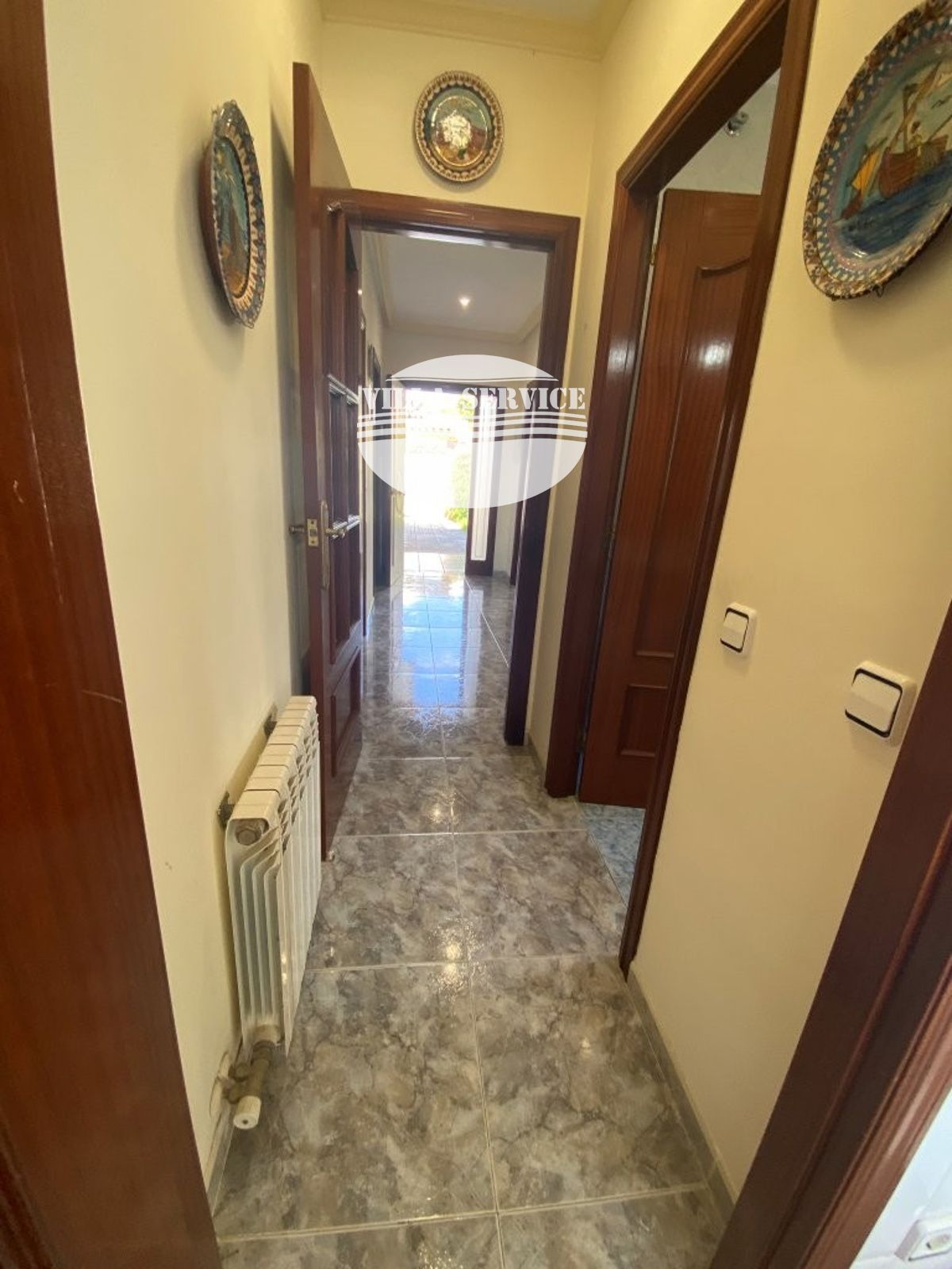 image VENTA DE CHALET INDEPENDIENTE DE 4 DORMITORIOS / 3 BAÑOS Y PISCINA PROPIA 23