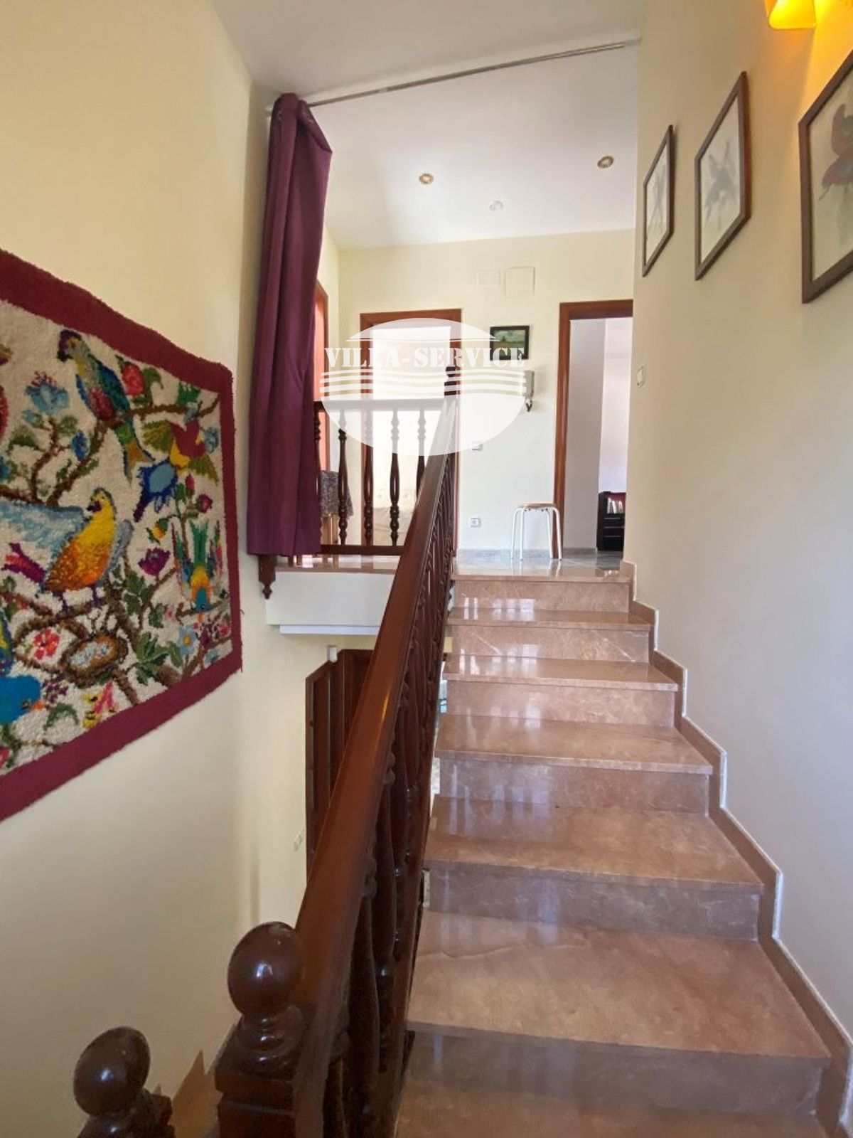 image VENTA DE CHALET INDEPENDIENTE DE 4 DORMITORIOS / 3 BAÑOS Y PISCINA PROPIA 27