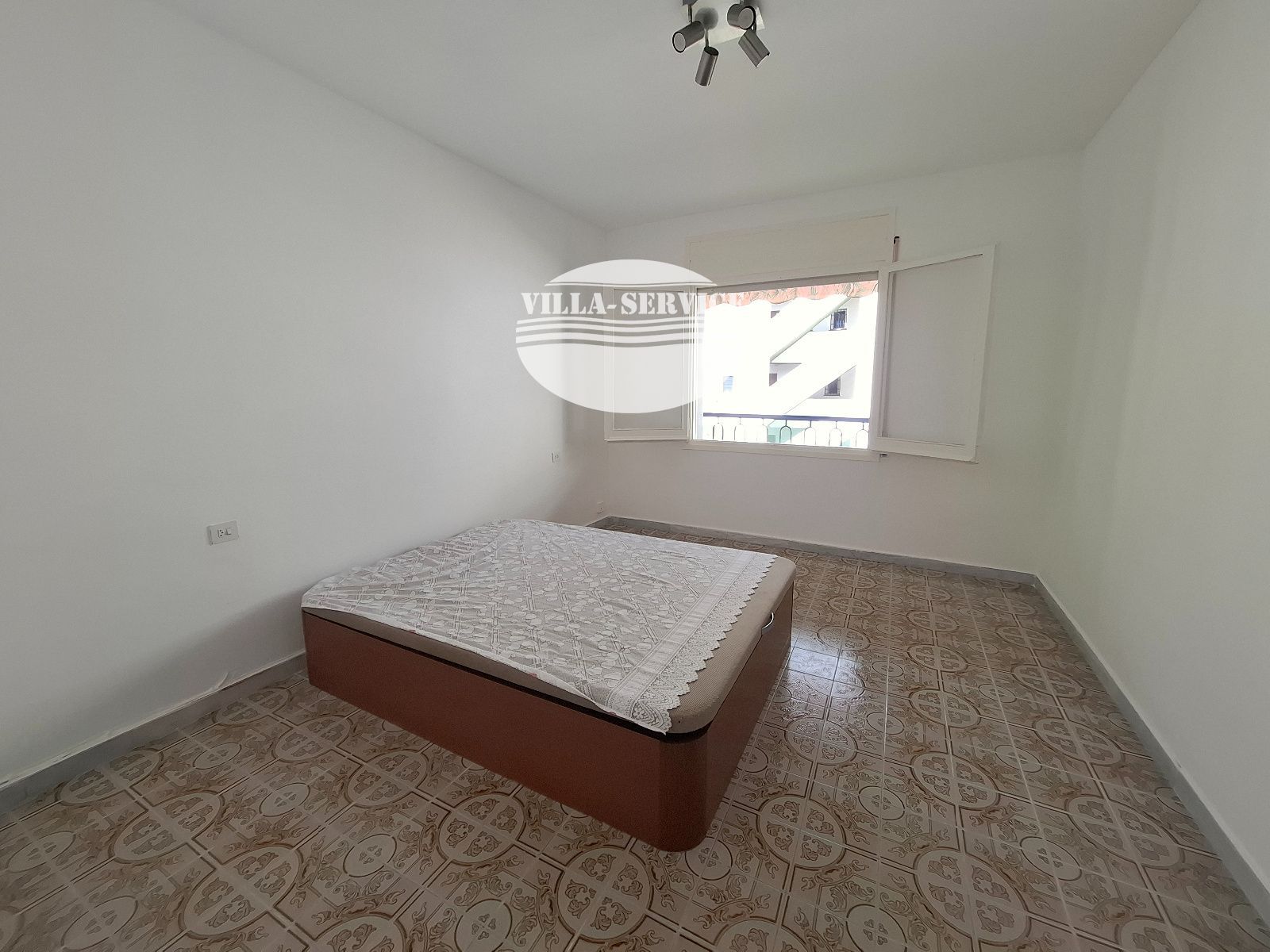 image Piso luminoso con 3 habitaciones, chimenea y terraza orientada al sur en Puig Pelós, Cunit 22