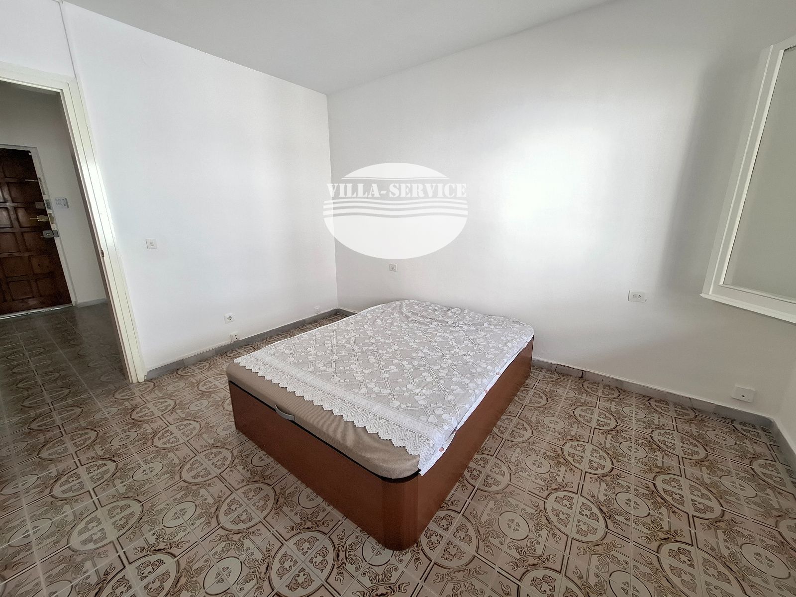 image Piso luminoso con 3 habitaciones, chimenea y terraza orientada al sur en Puig Pelós, Cunit 23
