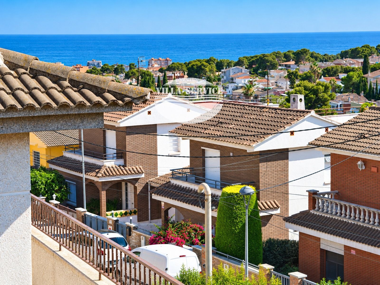 image Piso seminuevo con piscina, solárium, parking y trastero en Segur de Calafell 4