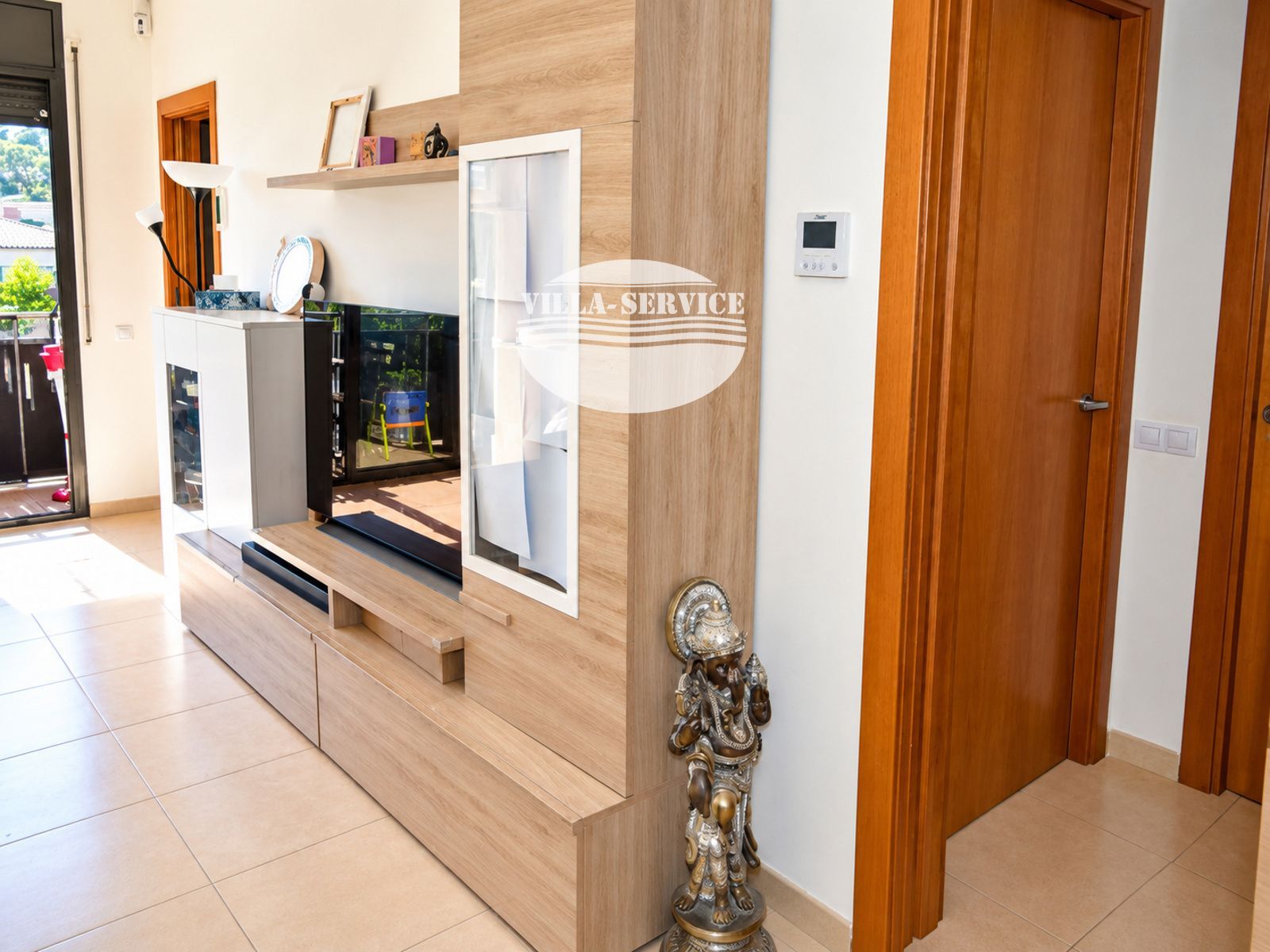 image Piso seminuevo con piscina, solárium, parking y trastero en Segur de Calafell 10