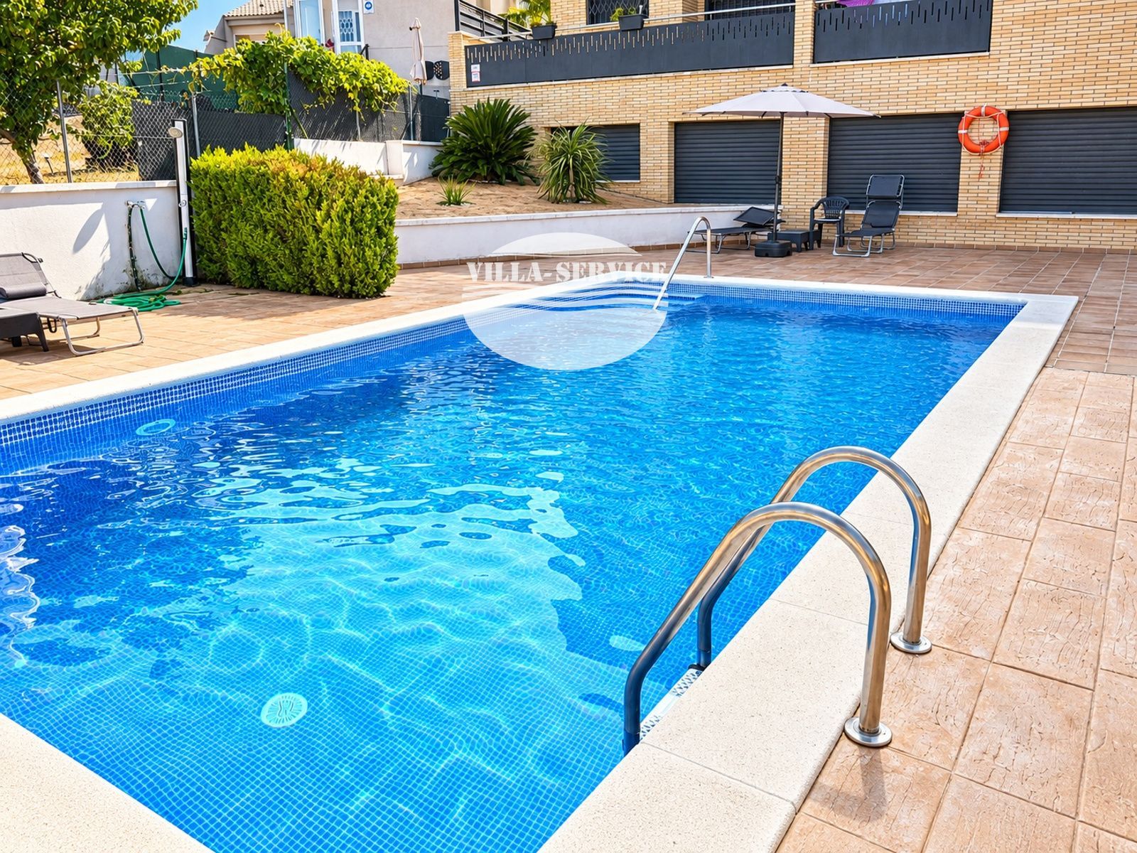 image Piso seminuevo con piscina, solárium, parking y trastero en Segur de Calafell 17