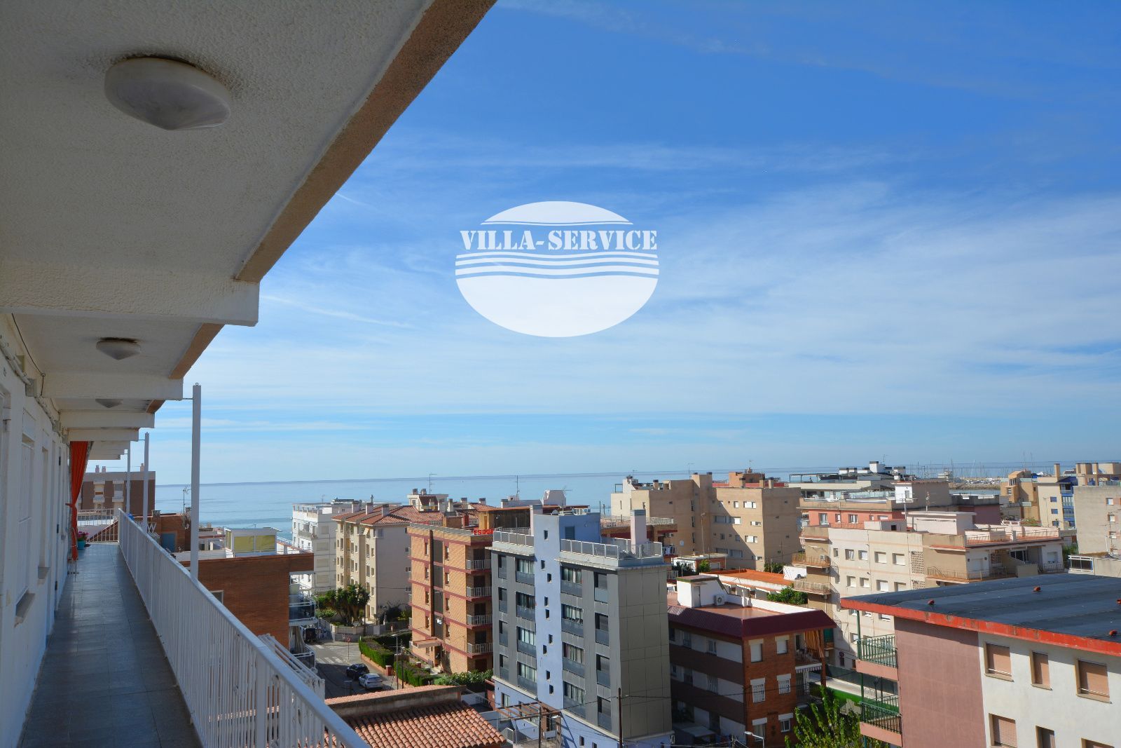 image Apartamento con terraza y ascensor en Segur de Calafell. 21