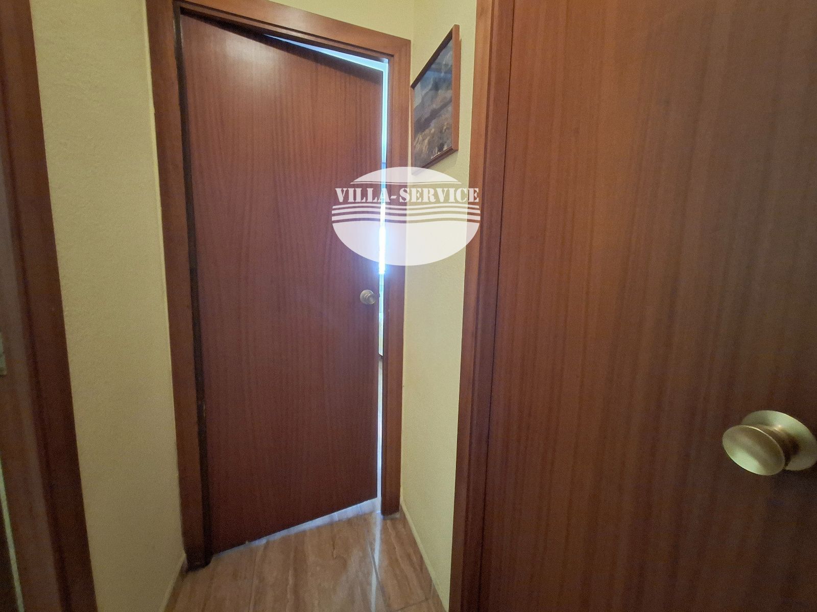 image Piso luminoso con terraza al sur y parking a 400 metros de la playa en Cunit 13