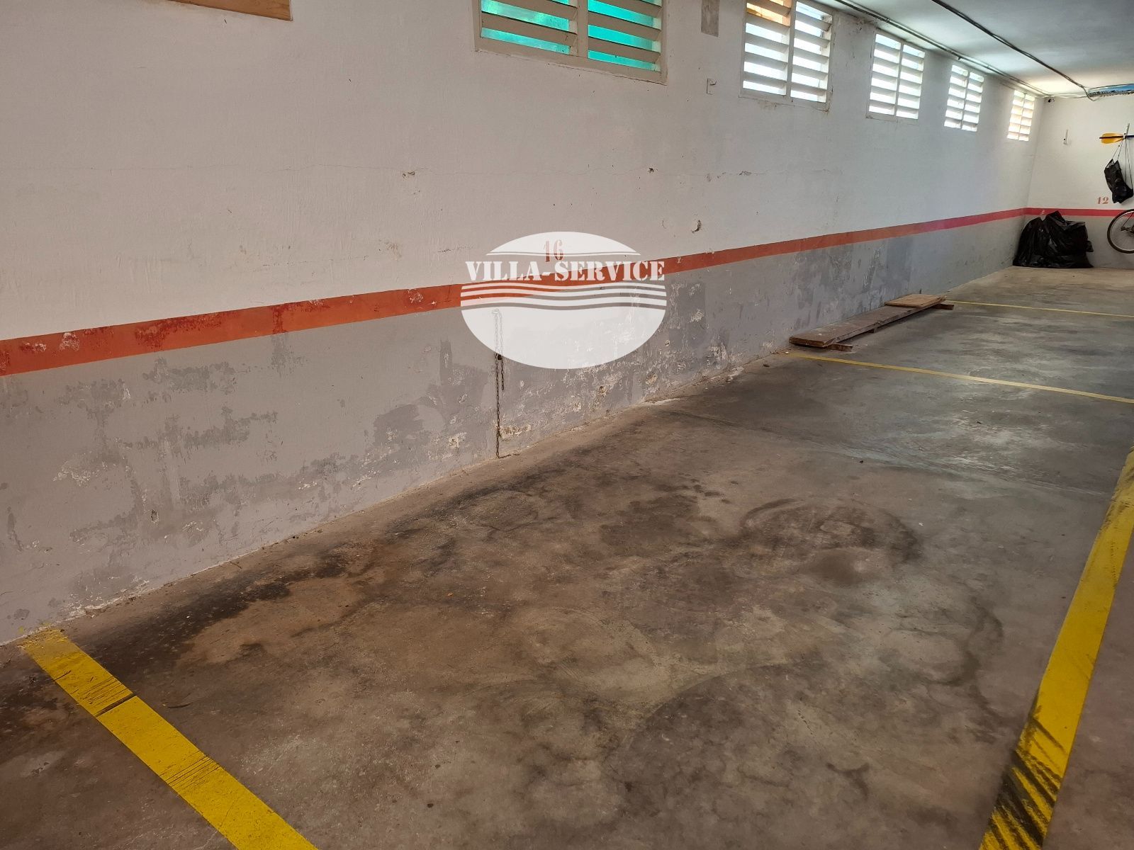 image Piso luminoso con terraza al sur y parking a 400 metros de la playa en Cunit 42