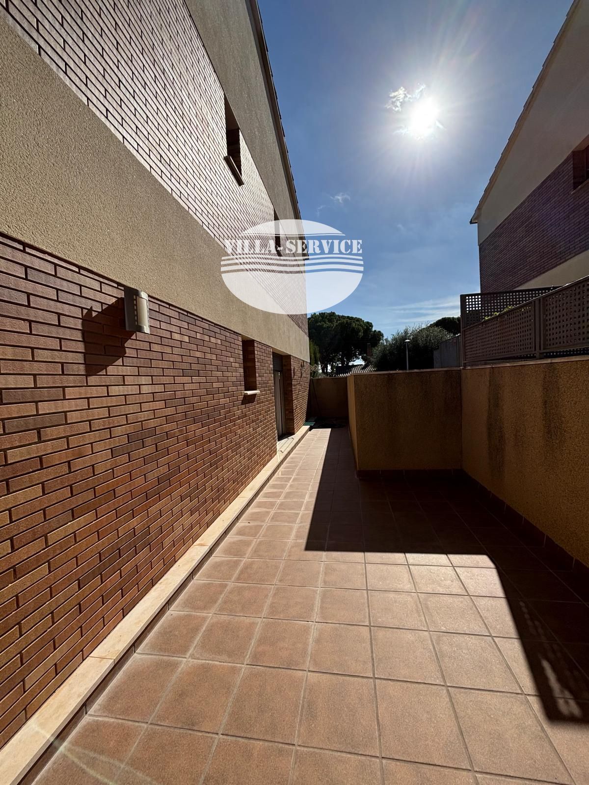 image ADOSADA 12