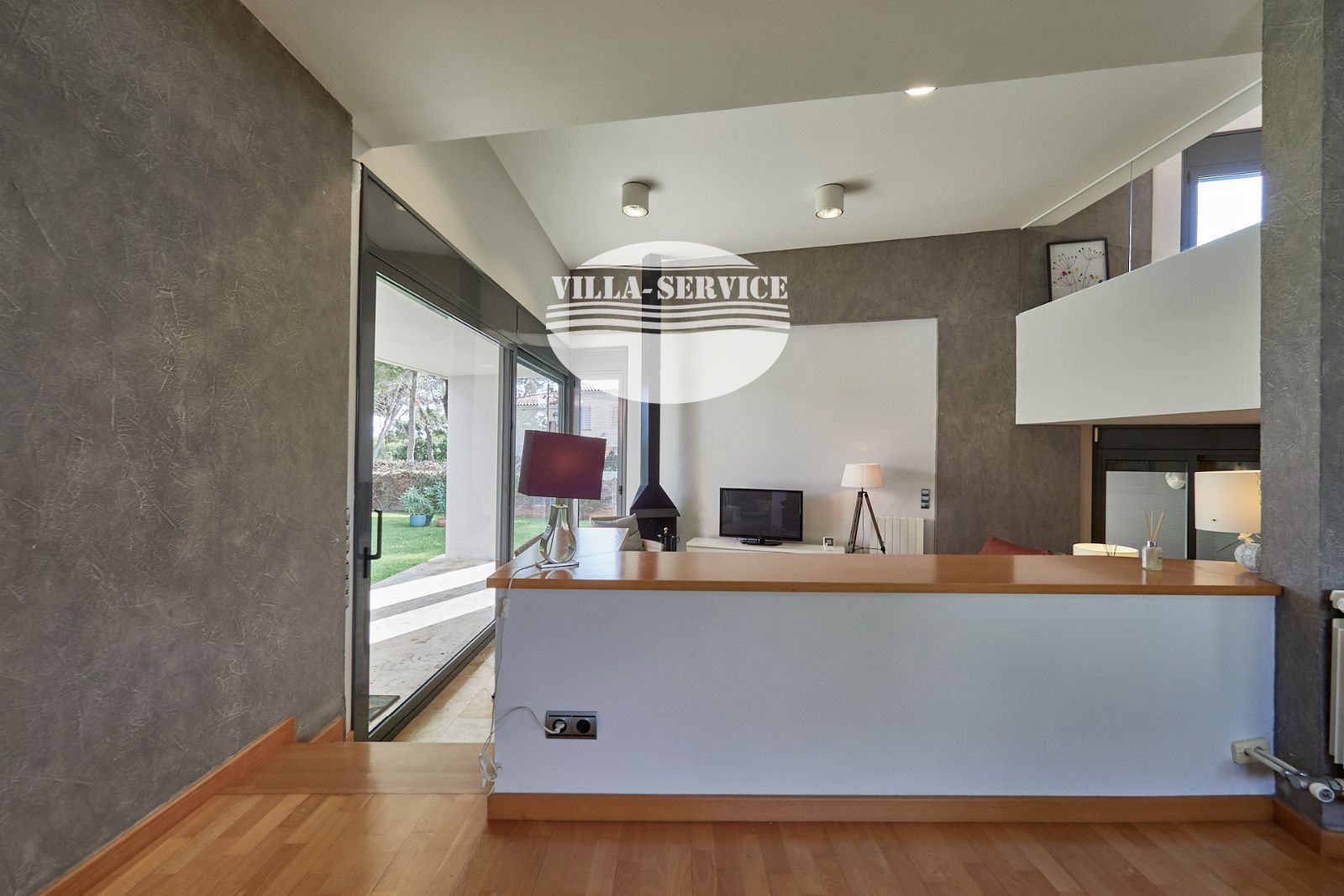 image EXCLUSIVIDAD Y ELEGANCIA EN CUNIT 45