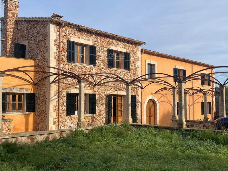 Chalet Independiente en venta Palma De Mallorca, Baleares. Ref: 1055. Inmobiliaria Vivancos