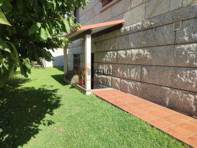 Piso en alquiler Tui, Pontevedra. Ref: 1012. Vivelis