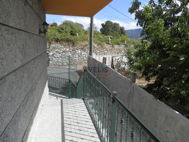 Piso en alquiler Tui, Pontevedra. Ref: 1142. Vivelis