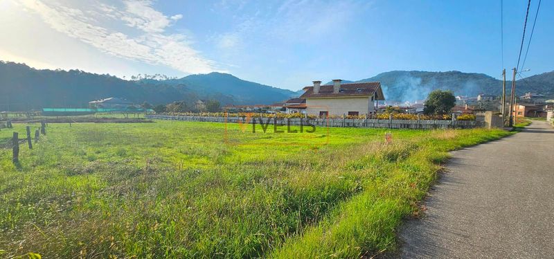 Parcela en venta Tui, Pontevedra. Ref: 1155. Vivelis