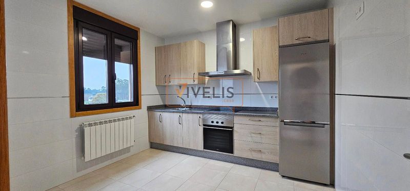 Piso en alquiler Tui, Pontevedra. Ref: 1232. Vivelis